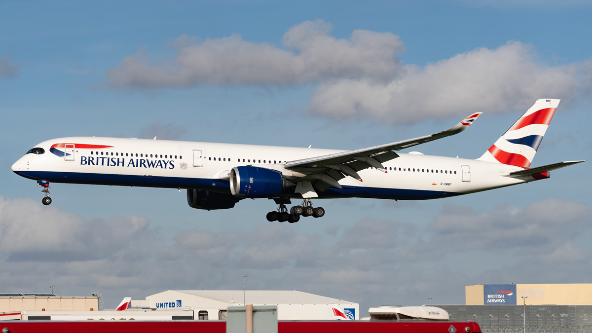 Full size: British Airways Airbus A350-1000 G-XWBF at London Heathrow International Airport