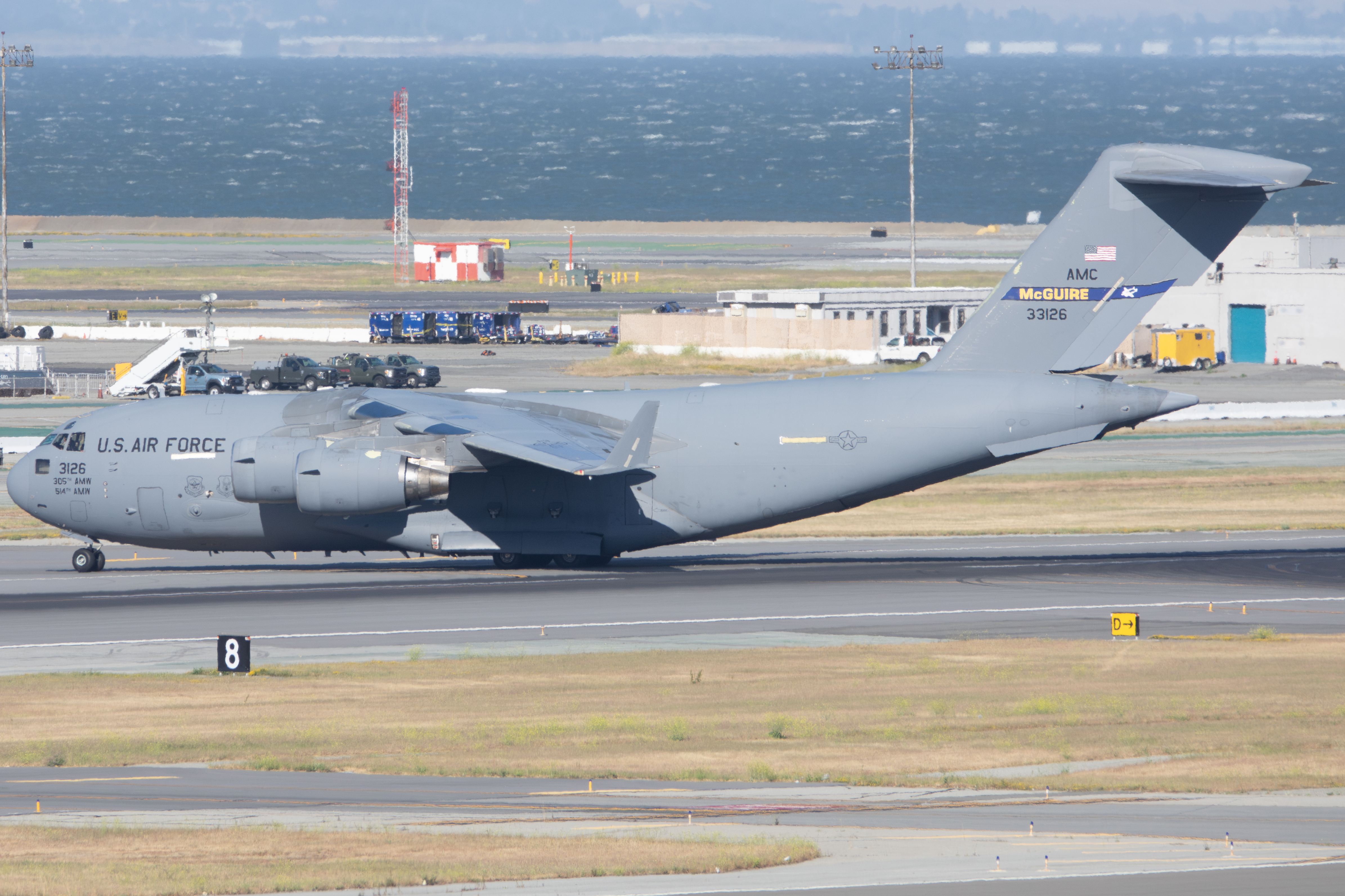 Full size: USAF - United States Air Force Boeing C-17 Globemaster III 03-3126 at San Francisco International Airport