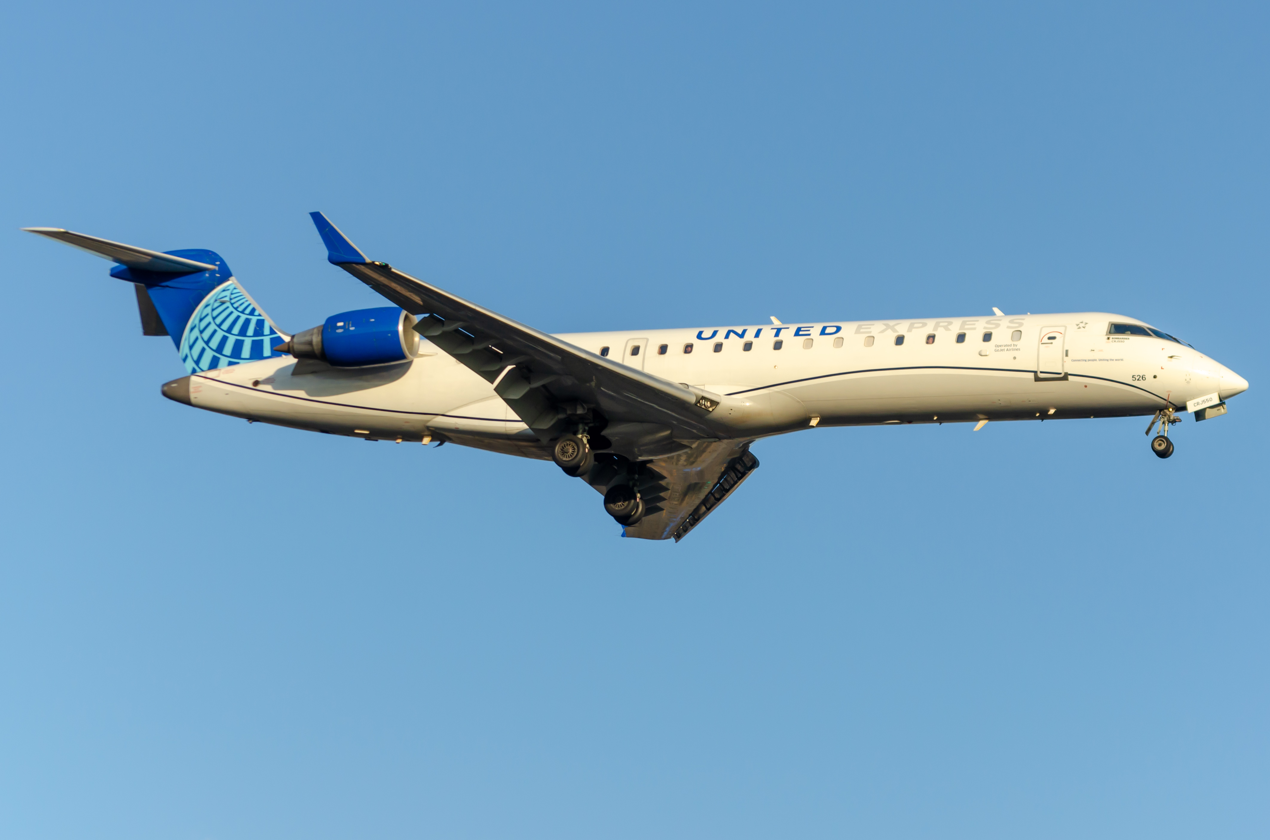 Full size: United Express Mitsubishi CRJ-550 N526GJ at Newark Liberty International Airport