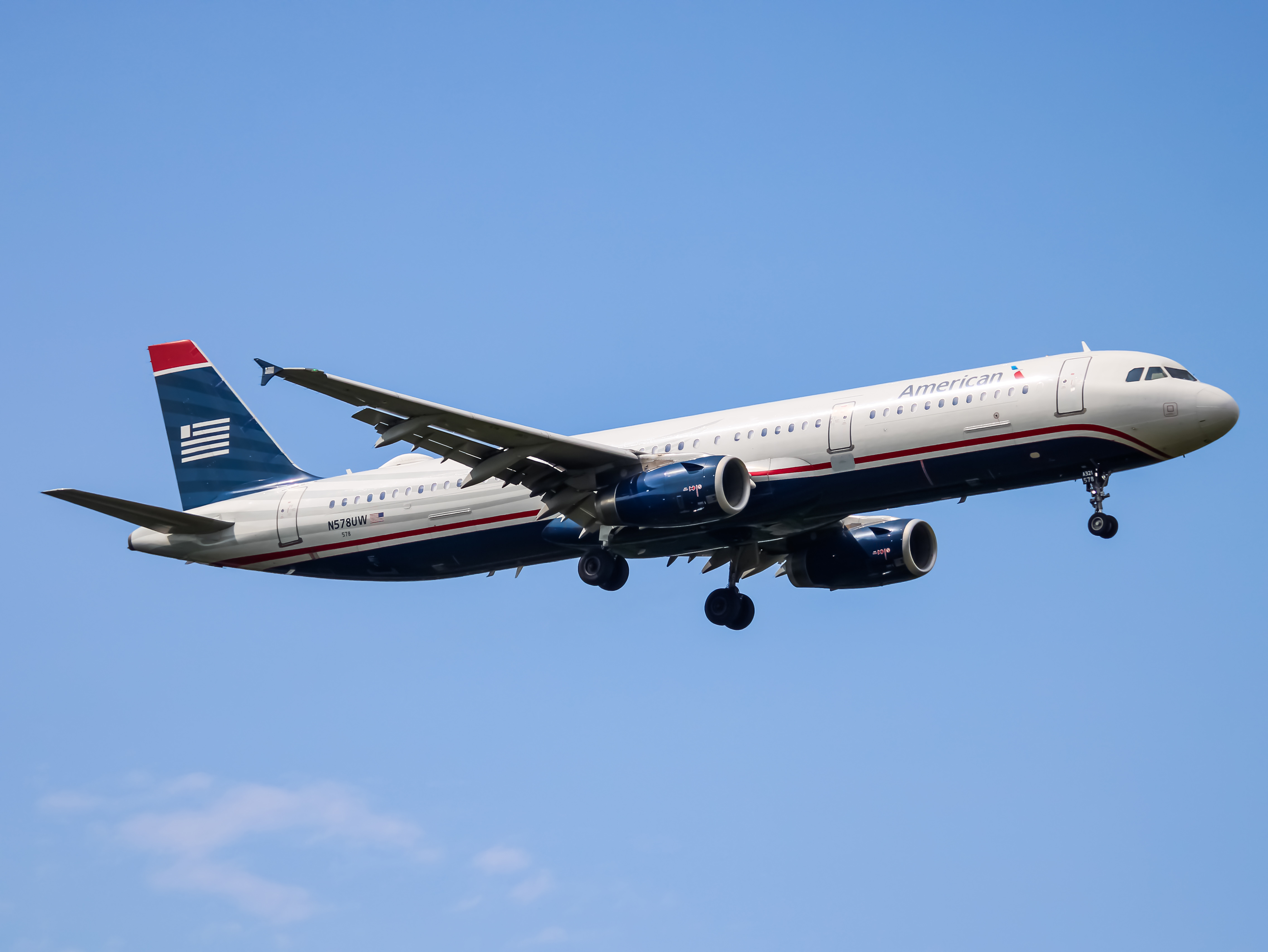 Full size: American Airlines Airbus A321-200 N578UW at Baltimore/Washington International Thurgood Marshall Airport