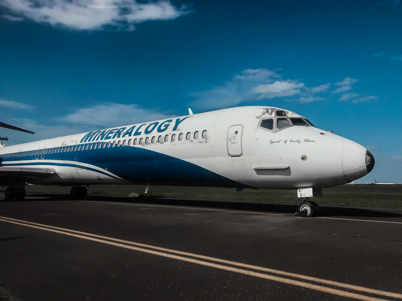 Full size: PRIVATE McDonnell Douglas MD-82 VP-CBH at Brisbane Airport