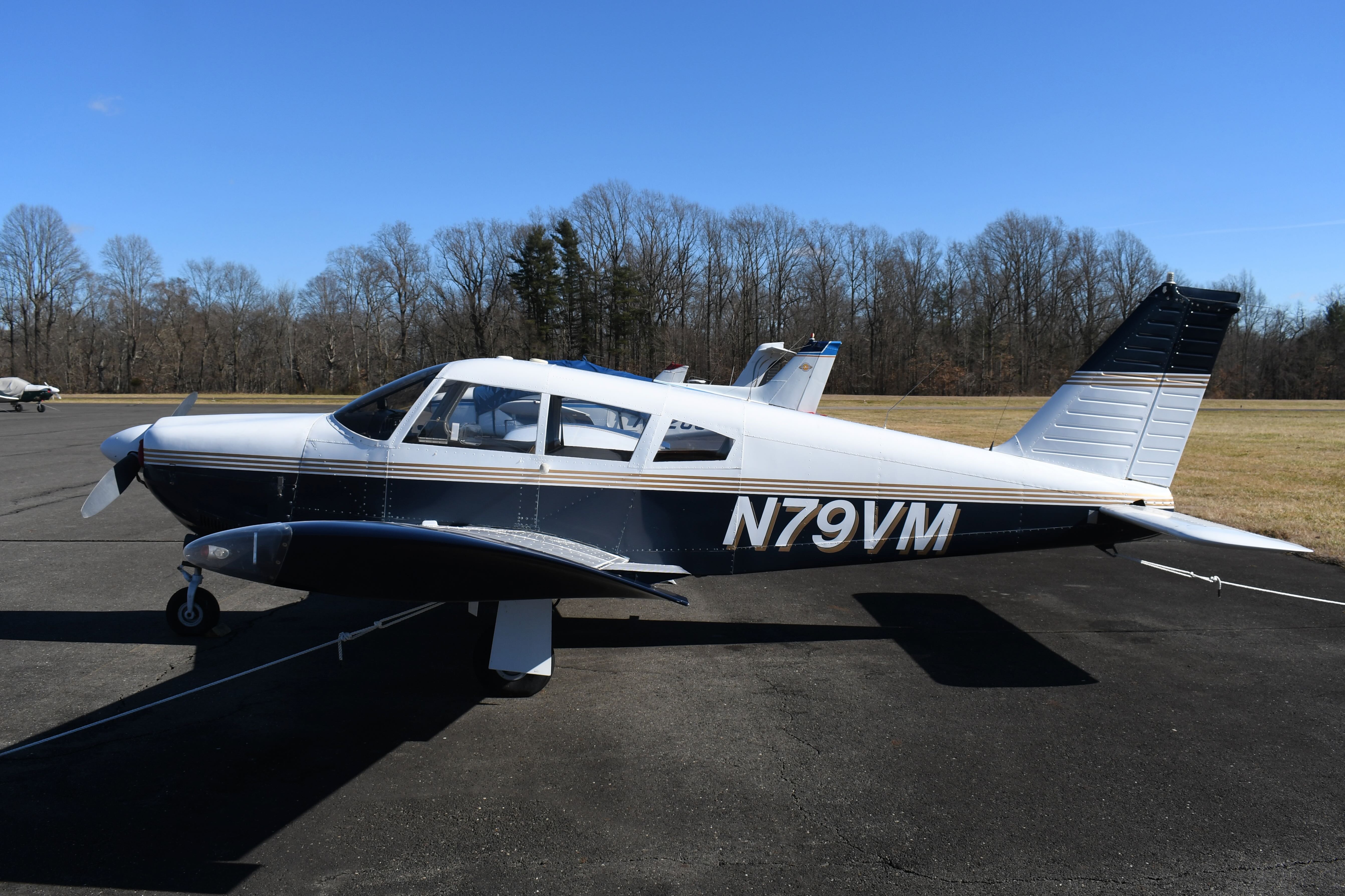 Full size: PRIVATE Piper PA-28 N79VM at Flying W Airport