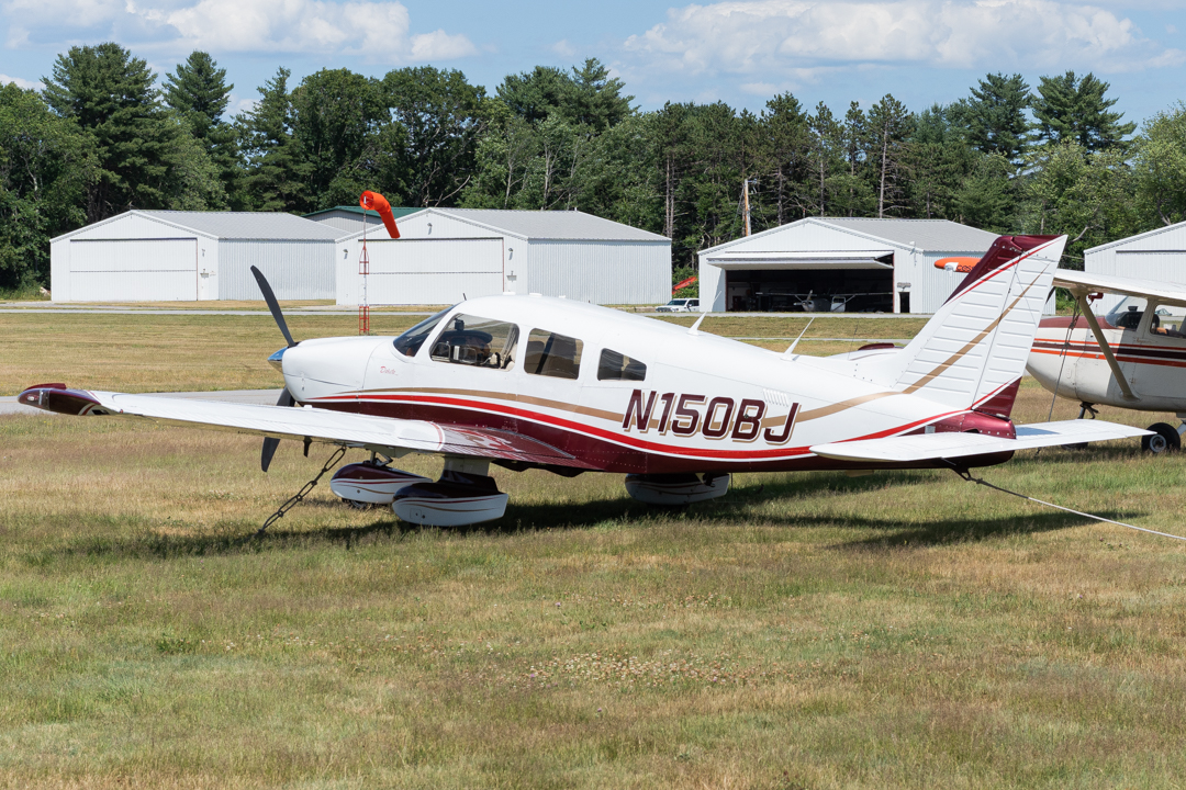 Full size: PRIVATE Piper PA-28 N150BJ at 