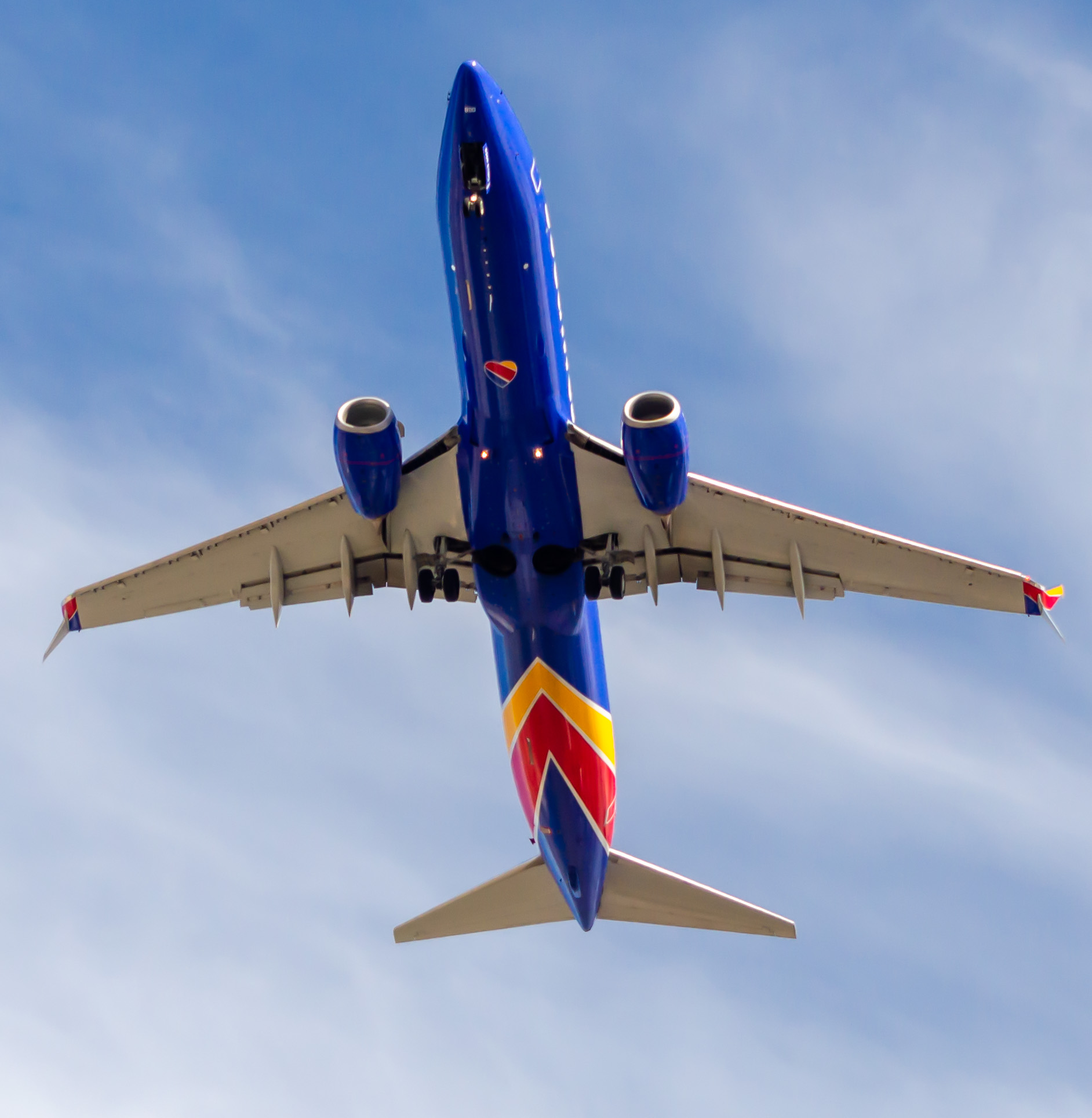 Full size: Southwest Airlines Boeing 737-800 N8582Z at Phoenix Sky Harbor International Airport
