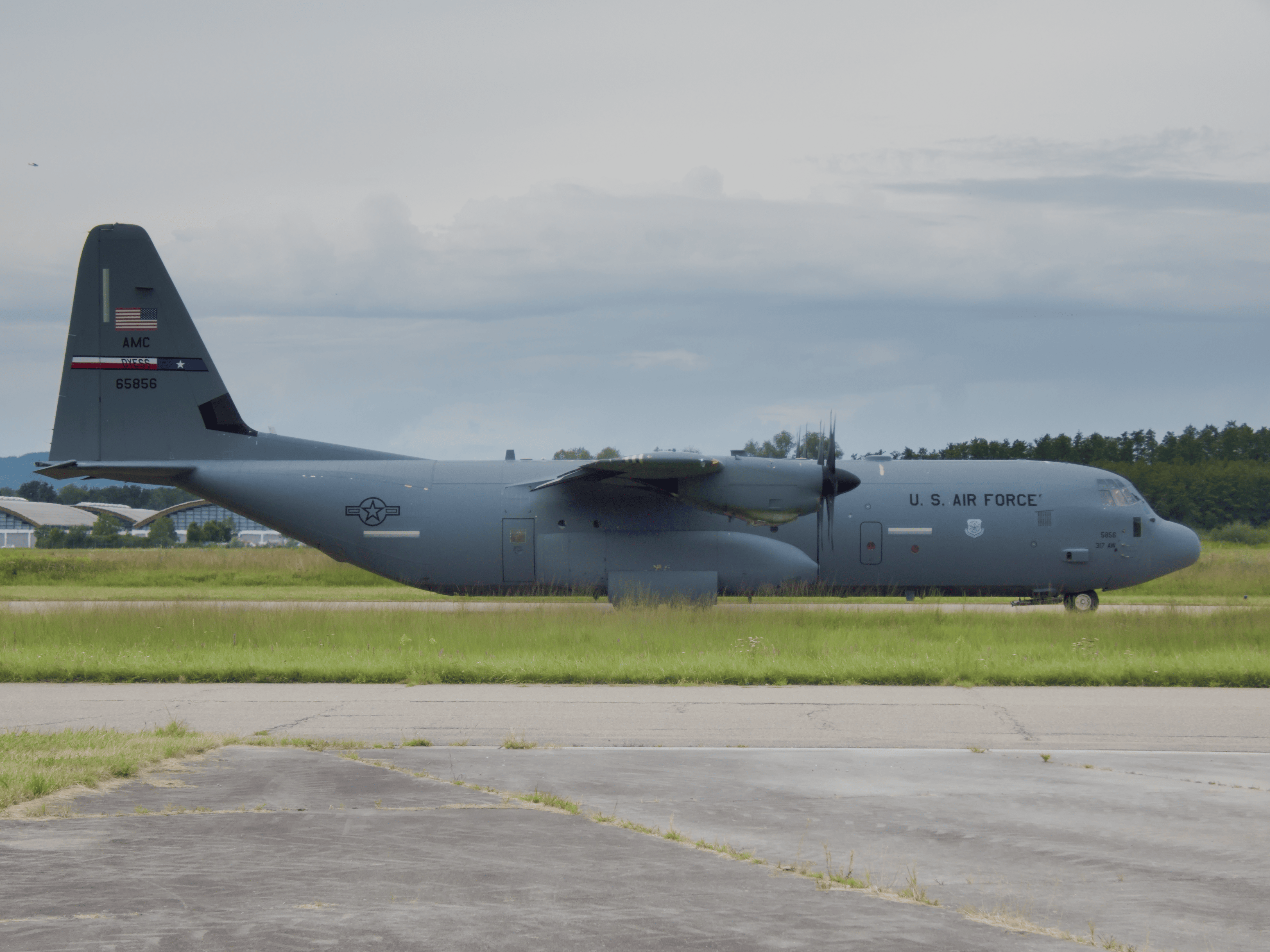 Full size: USAF - United States Air Force Lockheed C-130J Hercules 06-5856 at Friedrichshafen Airport