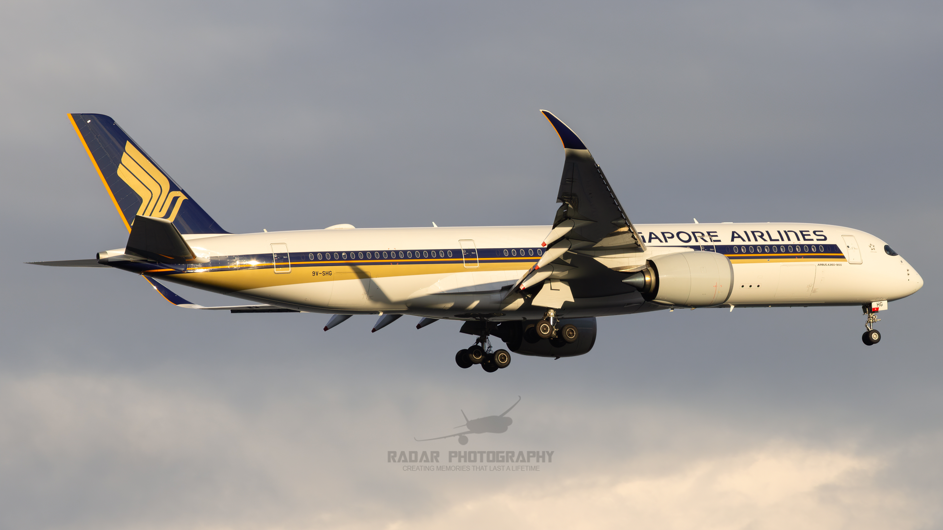 Full size: Singapore Airlines Airbus A350-900ULR 9V-SHG at Singapore-Changi Airport