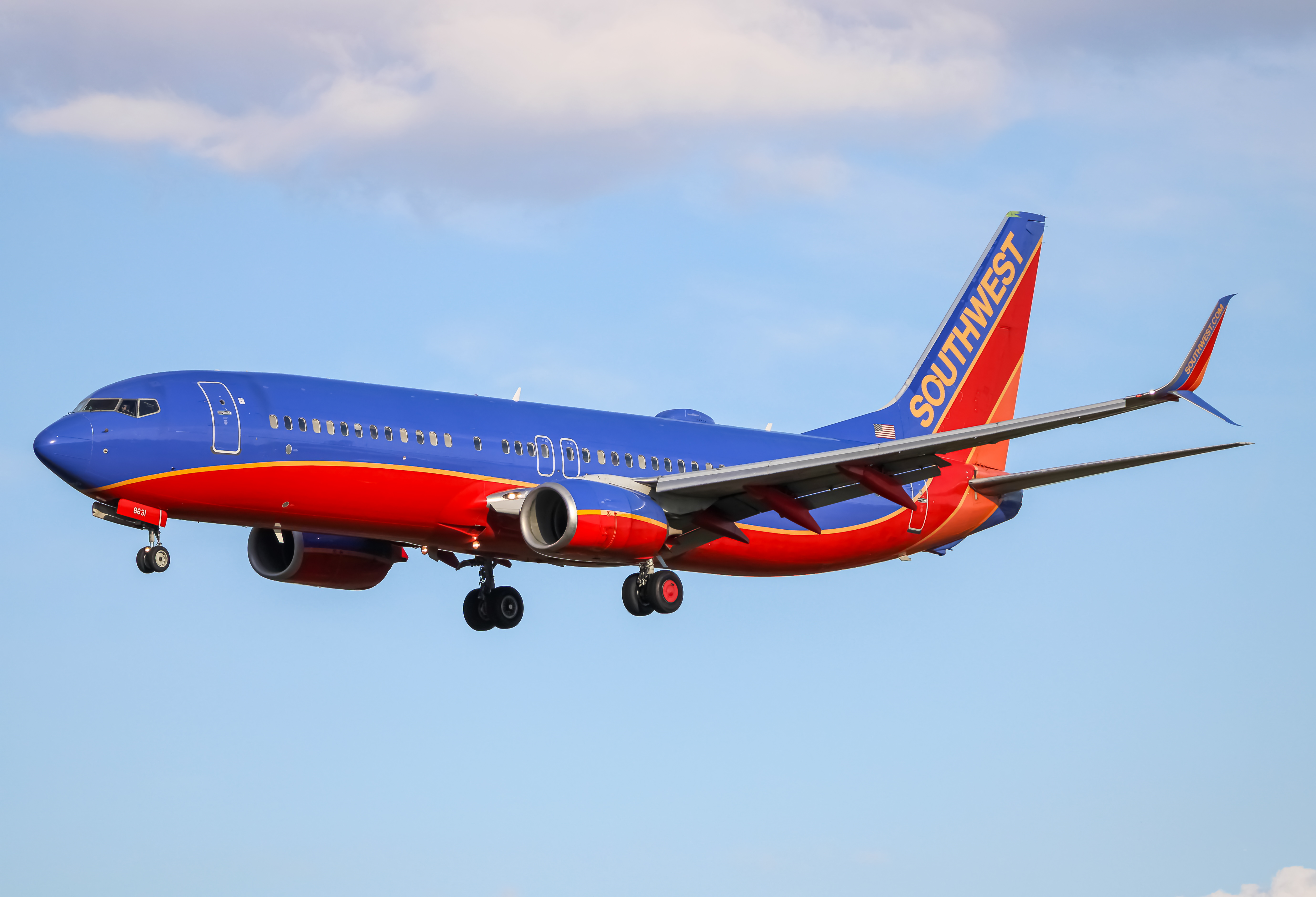 Full size: Southwest Airlines Boeing 737-800 N8631A at Baltimore/Washington International Thurgood Marshall Airport