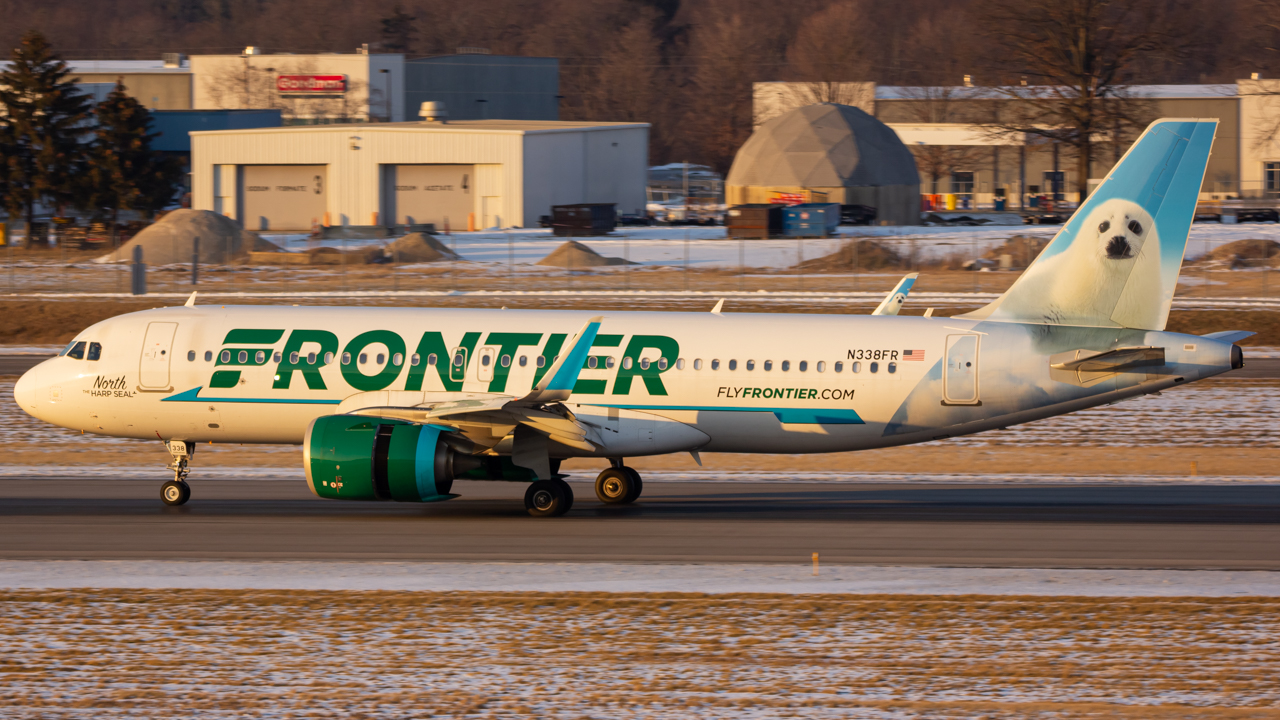 Full size: Frontier Airlines Airbus A320NEO N338FR at John Glenn Columbus International Airport