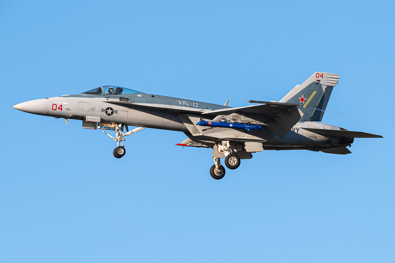 Full size: USN - United States Navy Boeing F/A-18E/F Super Hornet 165896 at North Island NAS