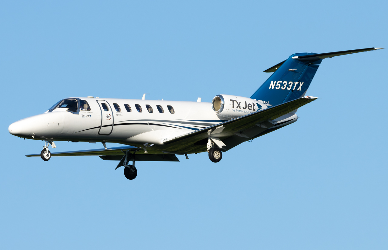 Full size: PRIVATE  Cessna 525B N533TX at Pittsburgh International Airport