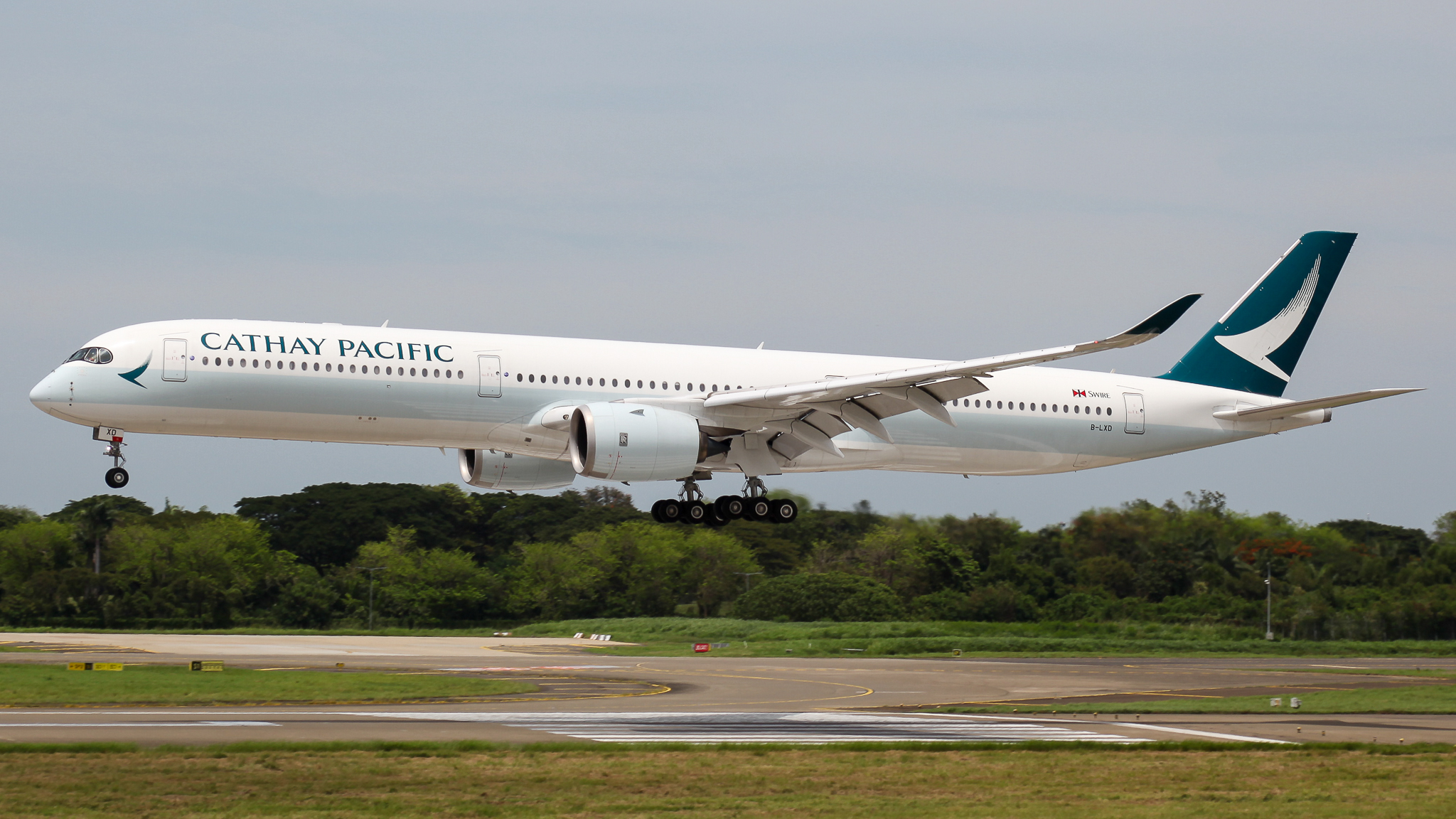 Full size: Cathay Pacific Airbus A350-1000 B-LXD at Jakarta Soekarno Hatta International Airport