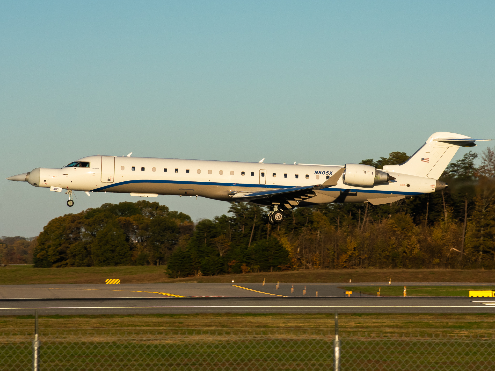 Full size: Northrop Grumman Mitsubishi CRJ-700 N805X at Baltimore/Washington International Thurgood Marshall Airport