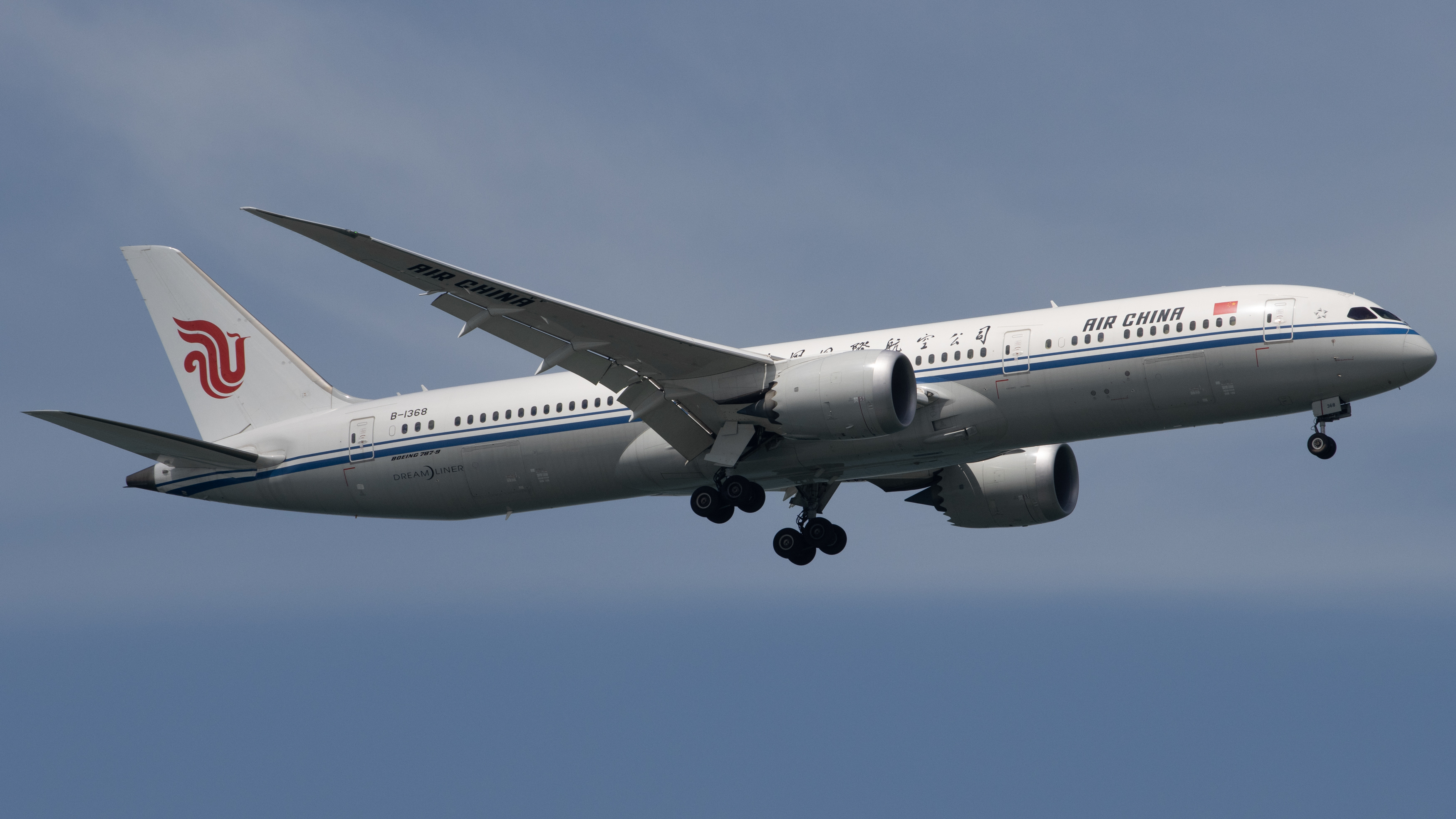 Full size: Air China Boeing 787-9 B-1368 at Singapore-Changi Airport