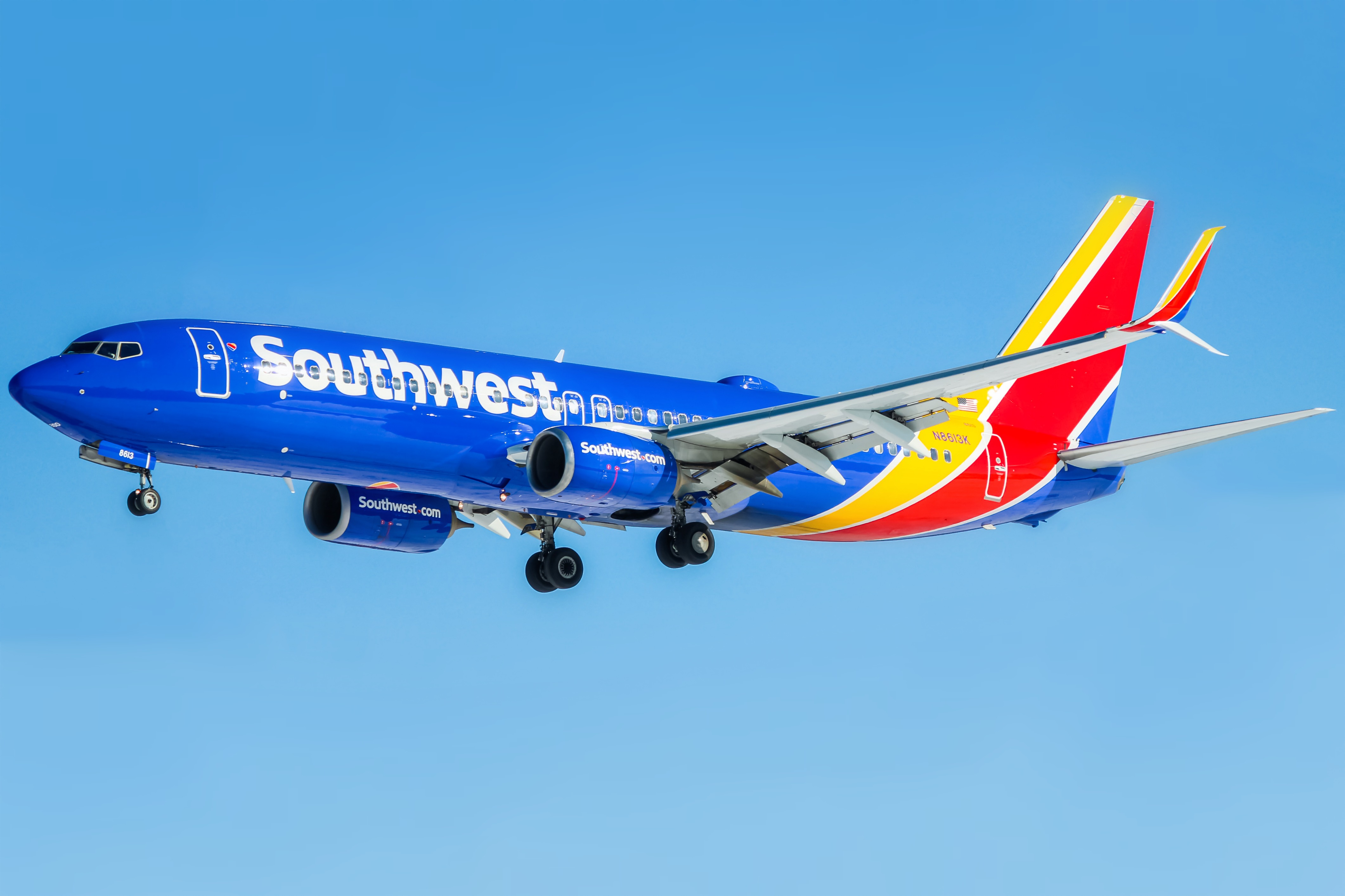 Full size: Southwest Airlines Boeing 737-800 N8613K at Baltimore/Washington International Thurgood Marshall Airport