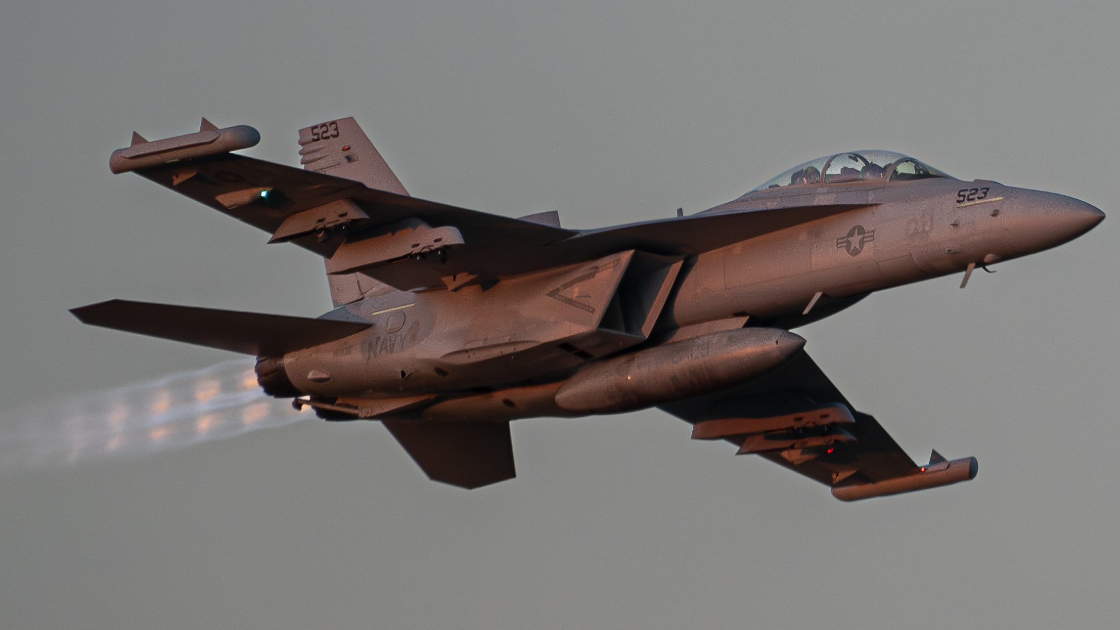 Full size: USN - United States Navy Boeing EA-18G Growler 169132 at Wittman Regional Airport