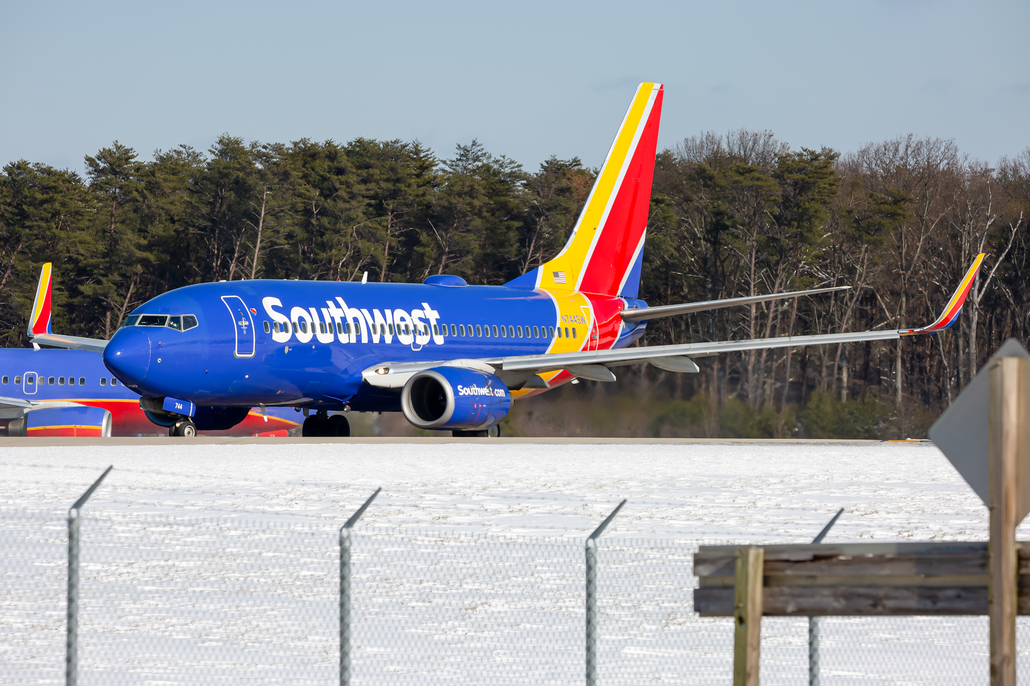 Full size: Southwest Airlines Boeing 737-700 N744SW at Baltimore/Washington International Thurgood Marshall Airport