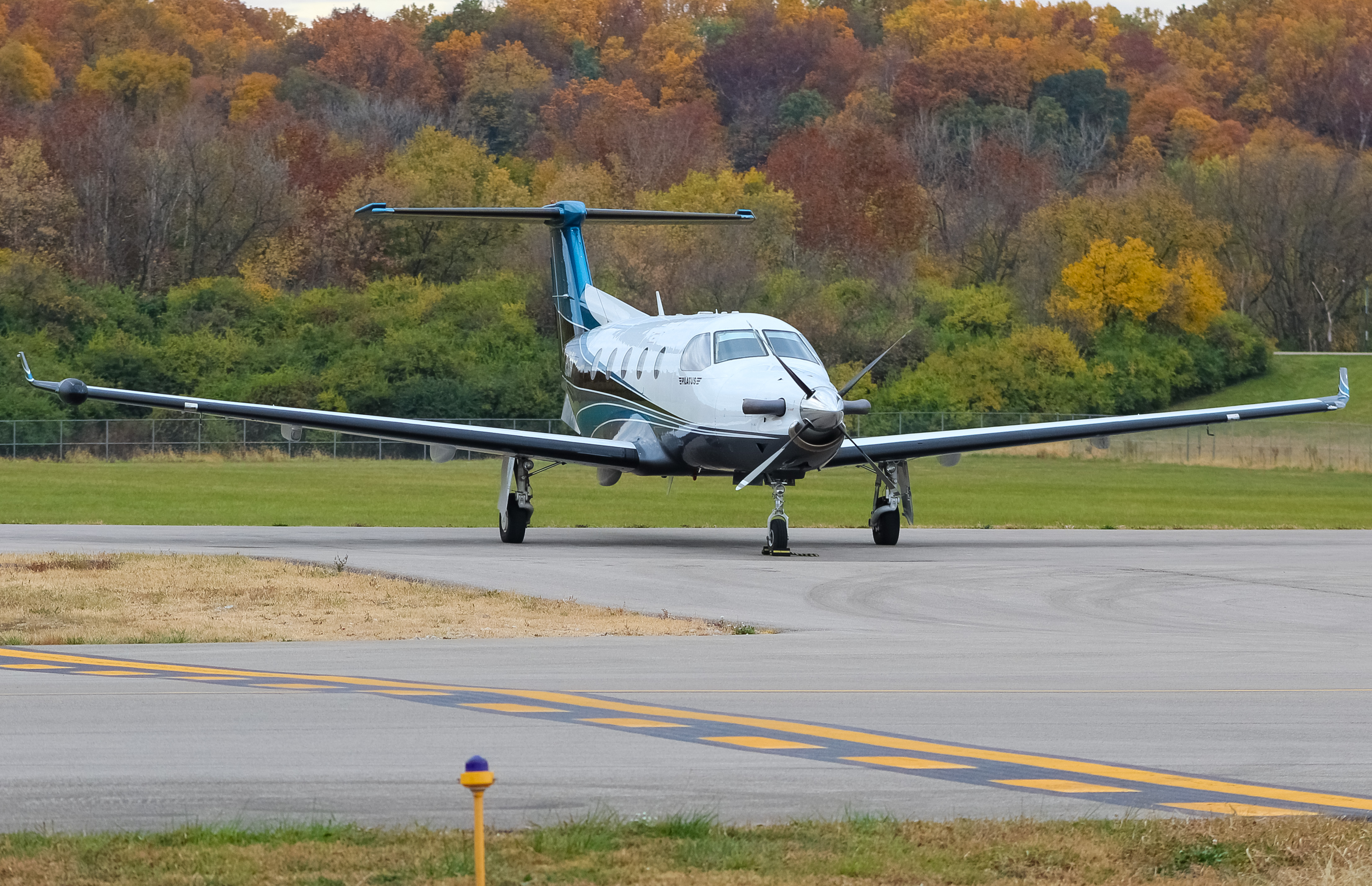 Full size: PRIVATE  Pilatus PC-12 N53SN at Cincinnati Municipal Airport/Lunken Field