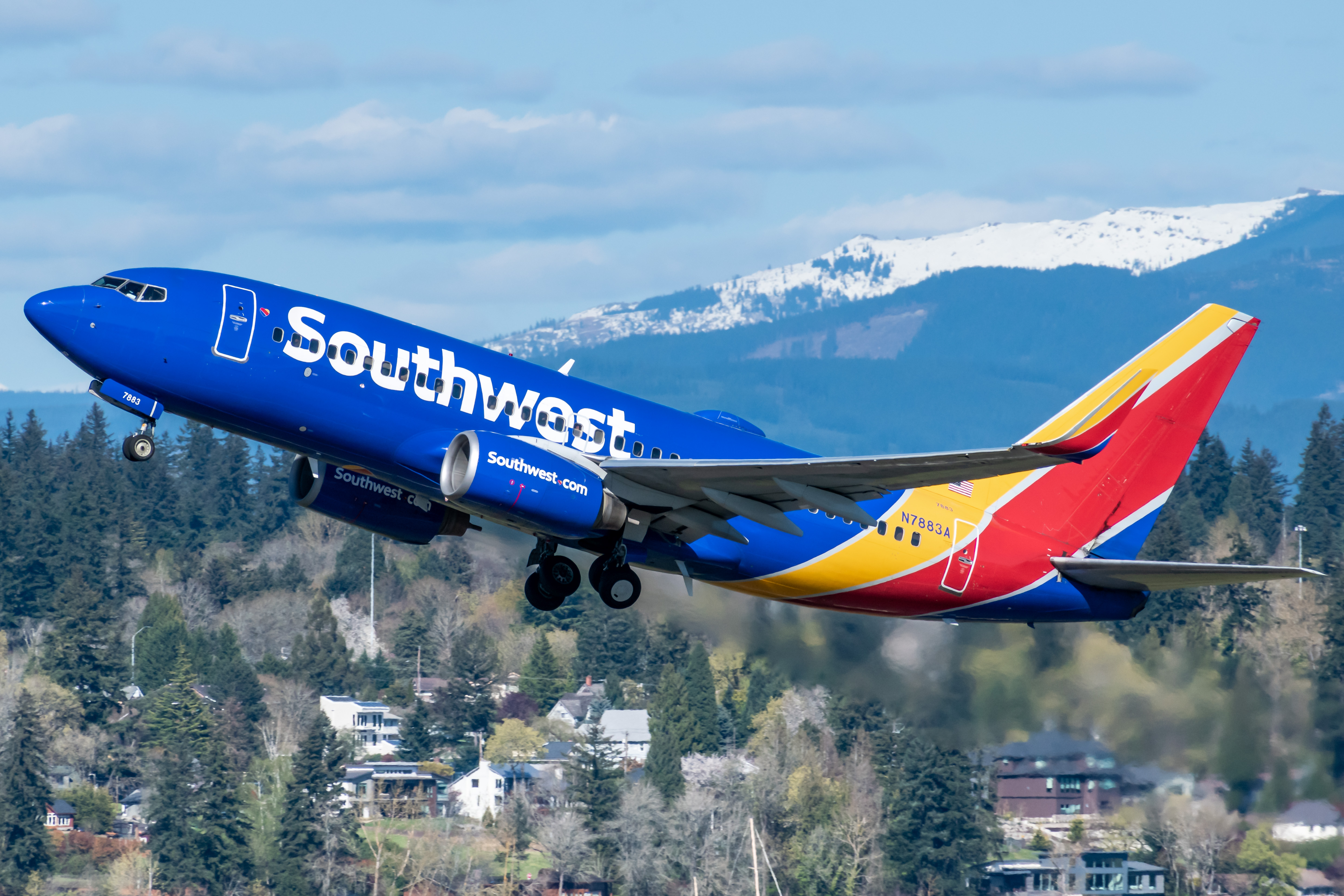 Full size: Southwest Airlines Boeing 737-700 N7883A at Portland International Airport