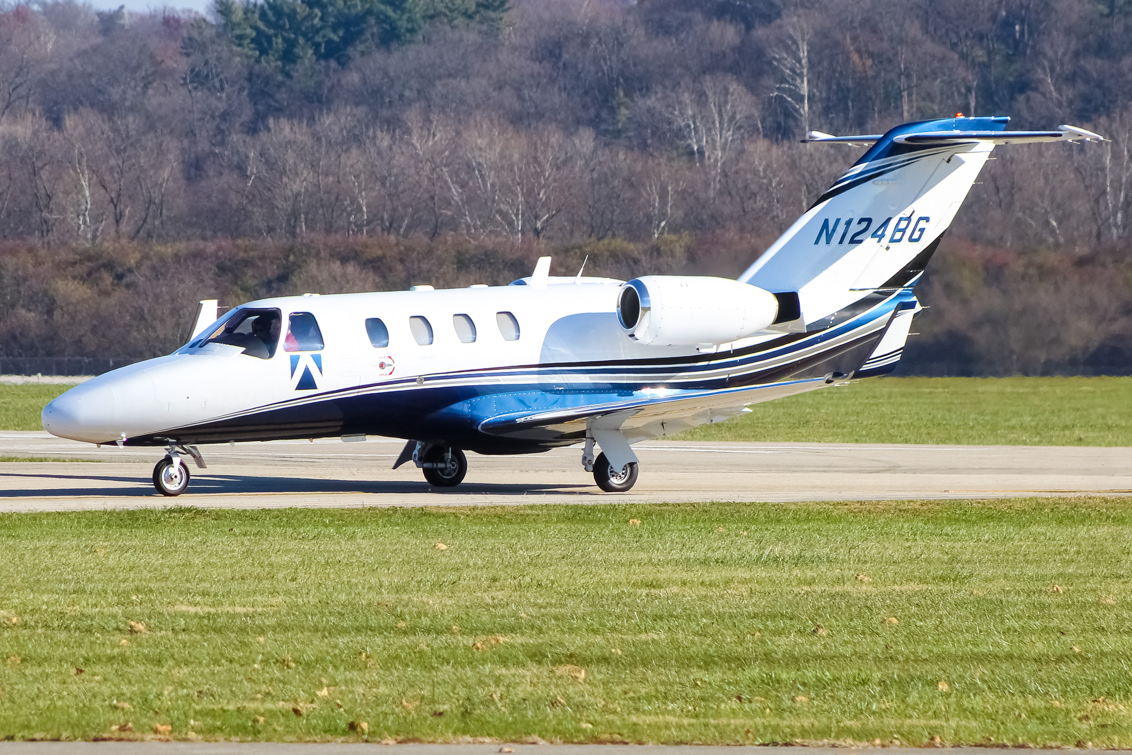Full size: PRIVATE Cessna Citation CJ1 N124BG at Cincinnati Municipal Airport/Lunken Field