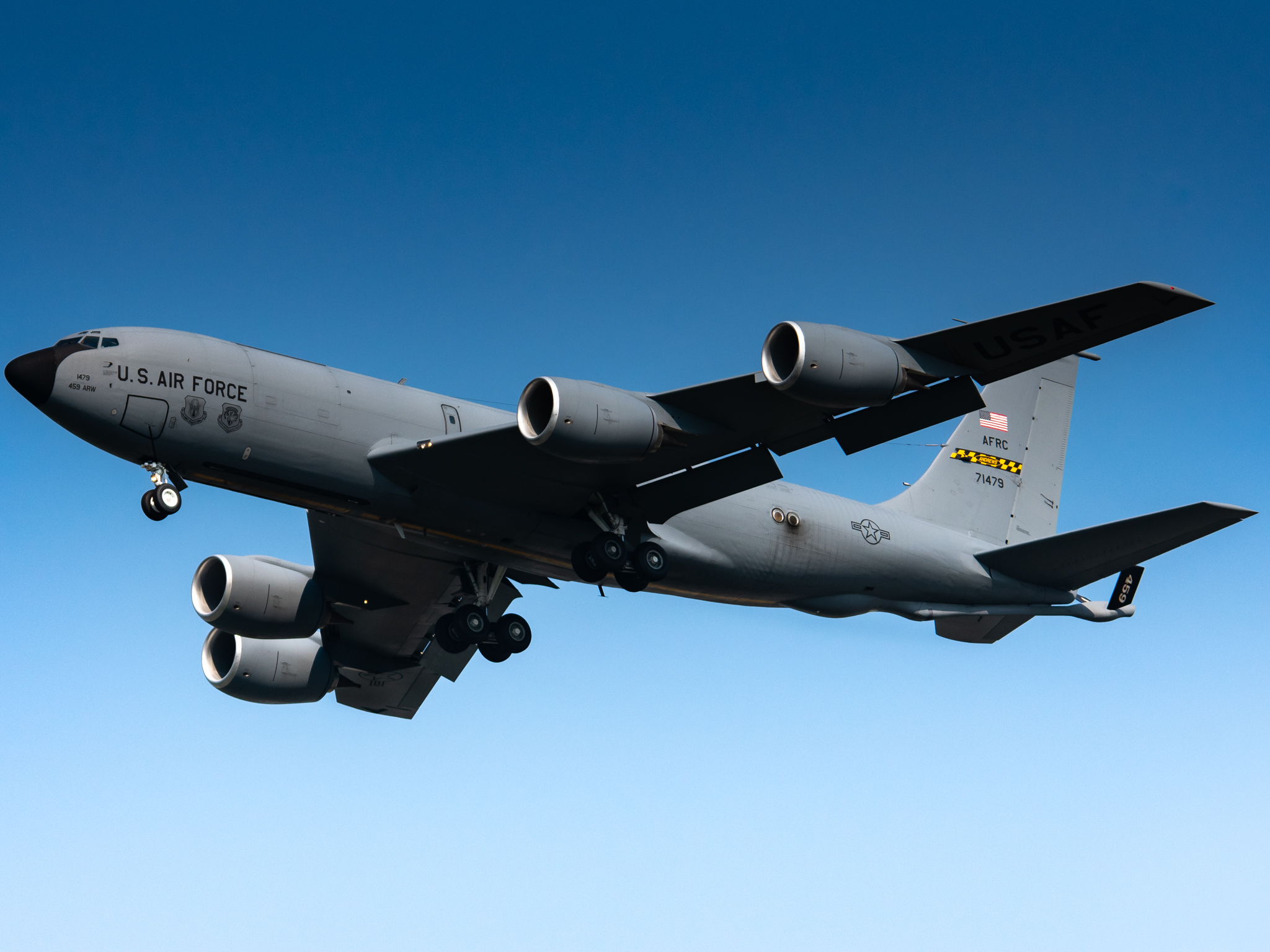 Full size: USAF - United States Air Force Boeing KC-135 Stratotanker 57-1479 at Joint Base Andrews