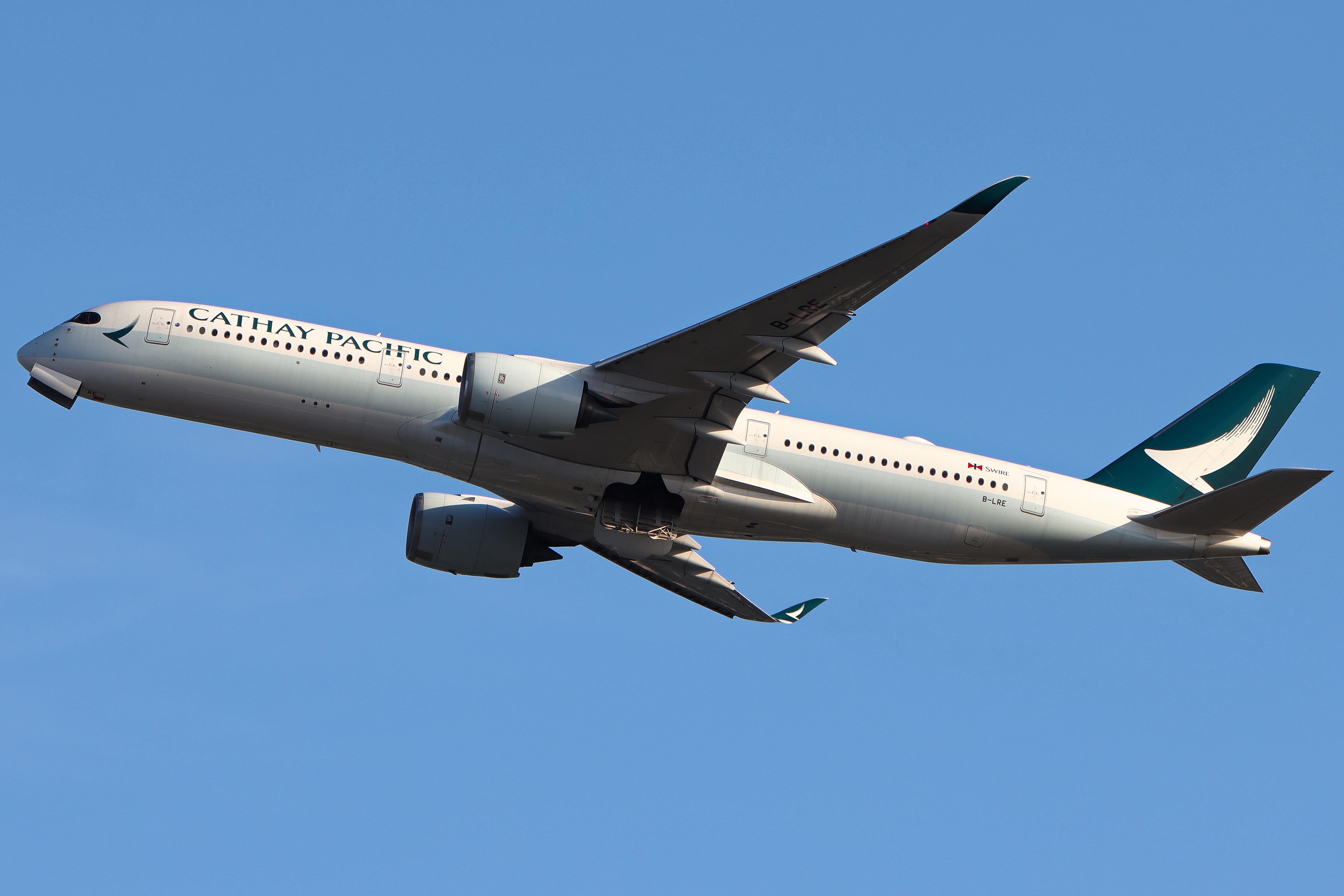 Full size: Cathay Pacific Airbus A350-900 B-LRE at Hong Kong International Airport