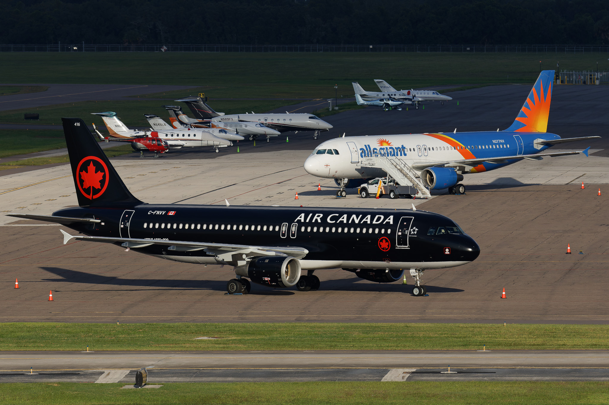 Full size: Air Canada Jetz Airbus A320 C-FNVV at Tampa International Airport