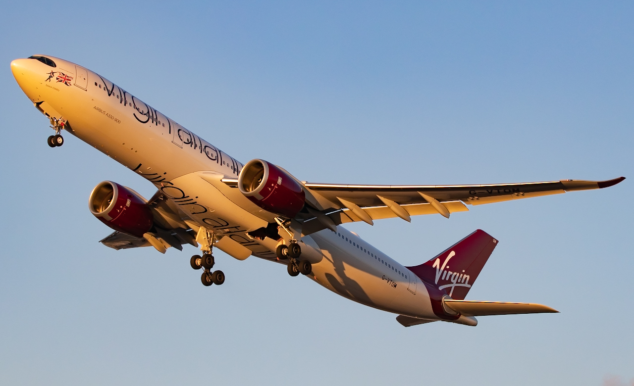 Full size: Virgin Atlantic Airbus A330-900 G-VTOM at Miami International Airport