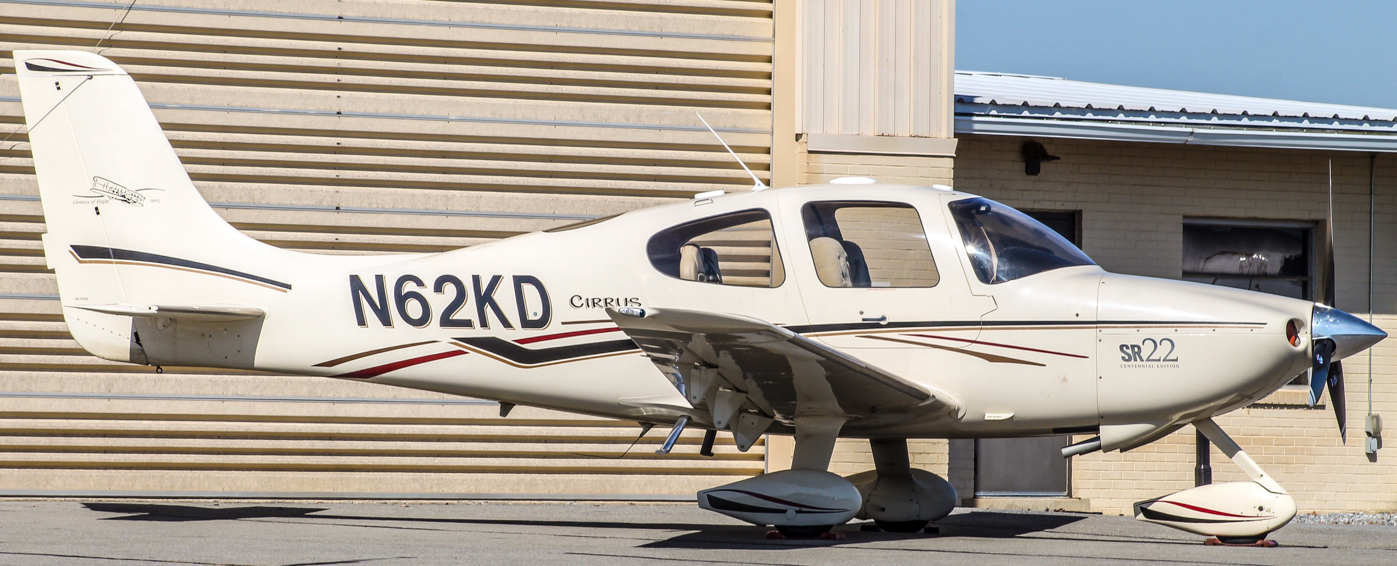 Full size: PRIVATE Cirrus SR-22 N62KD at Lancaster Airport