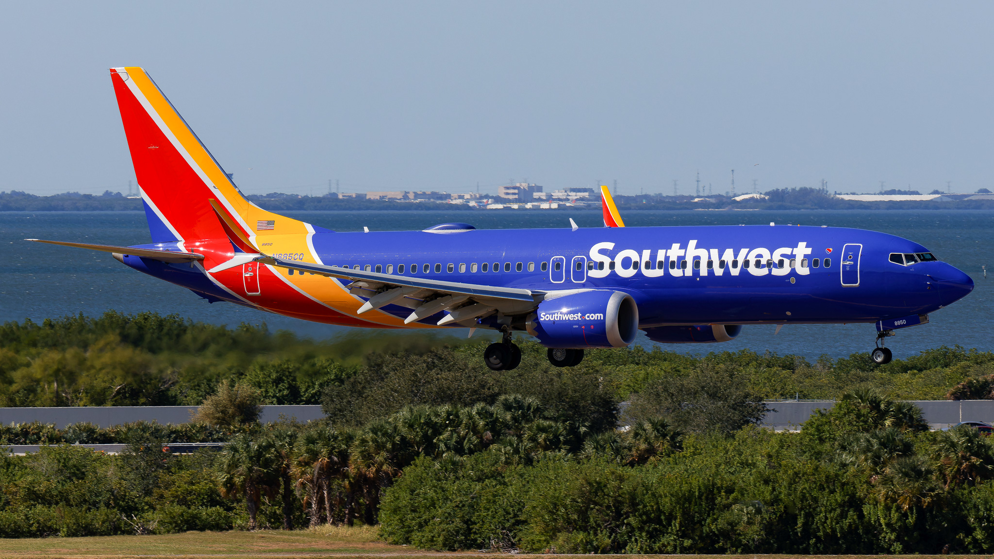 Full size: Southwest Airlines Boeing 737 MAX 8 N8850Q at Tampa International Airport