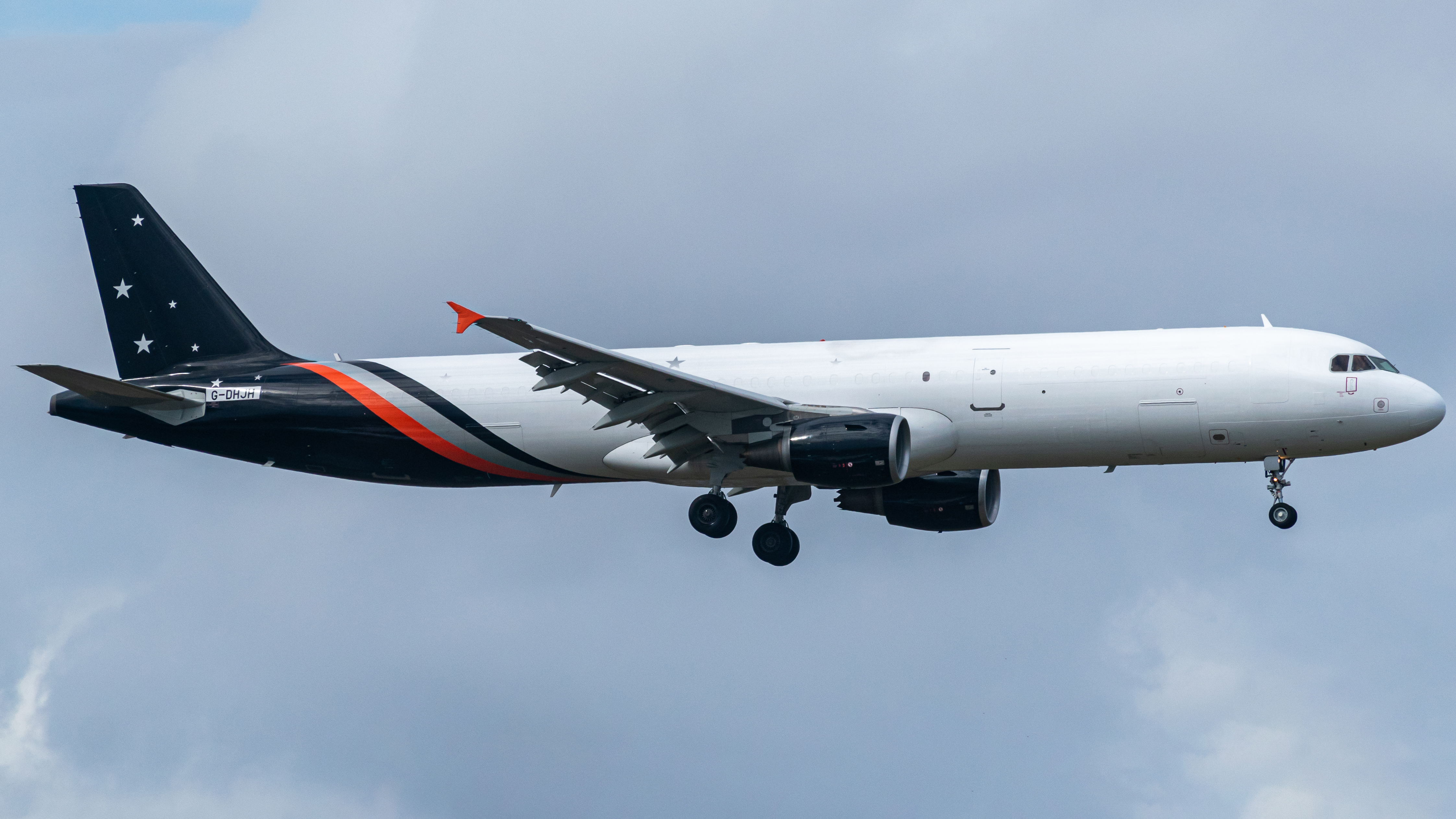 Full size: Titan Airways A321-200F G-DHJH at Miami International Airport
