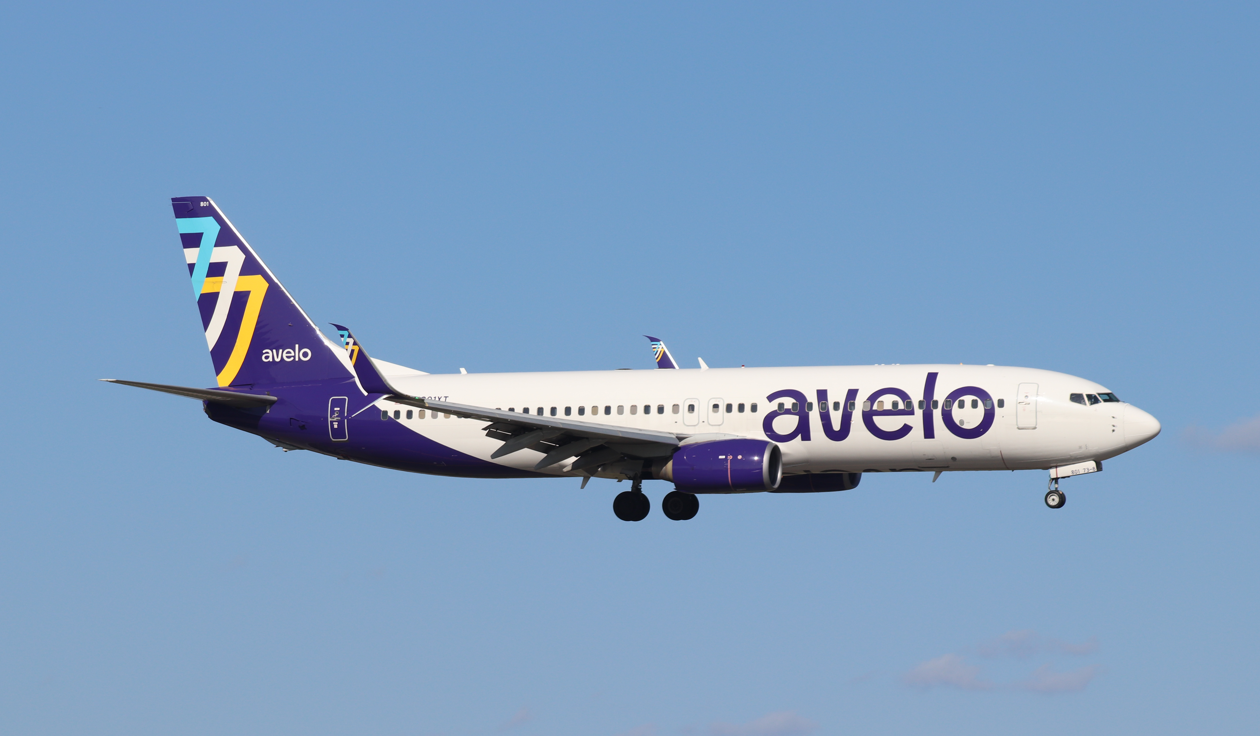 Full size: Avelo Airlines Boeing 737-800 N801XT at Orlando International Airport