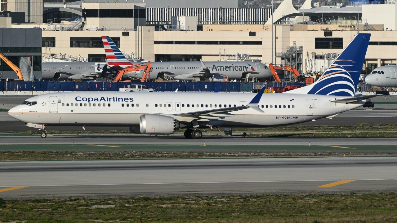 Full size: Copa Airlines Boeing 737 MAX 9 HP-9912MP at Los Angeles International Airport