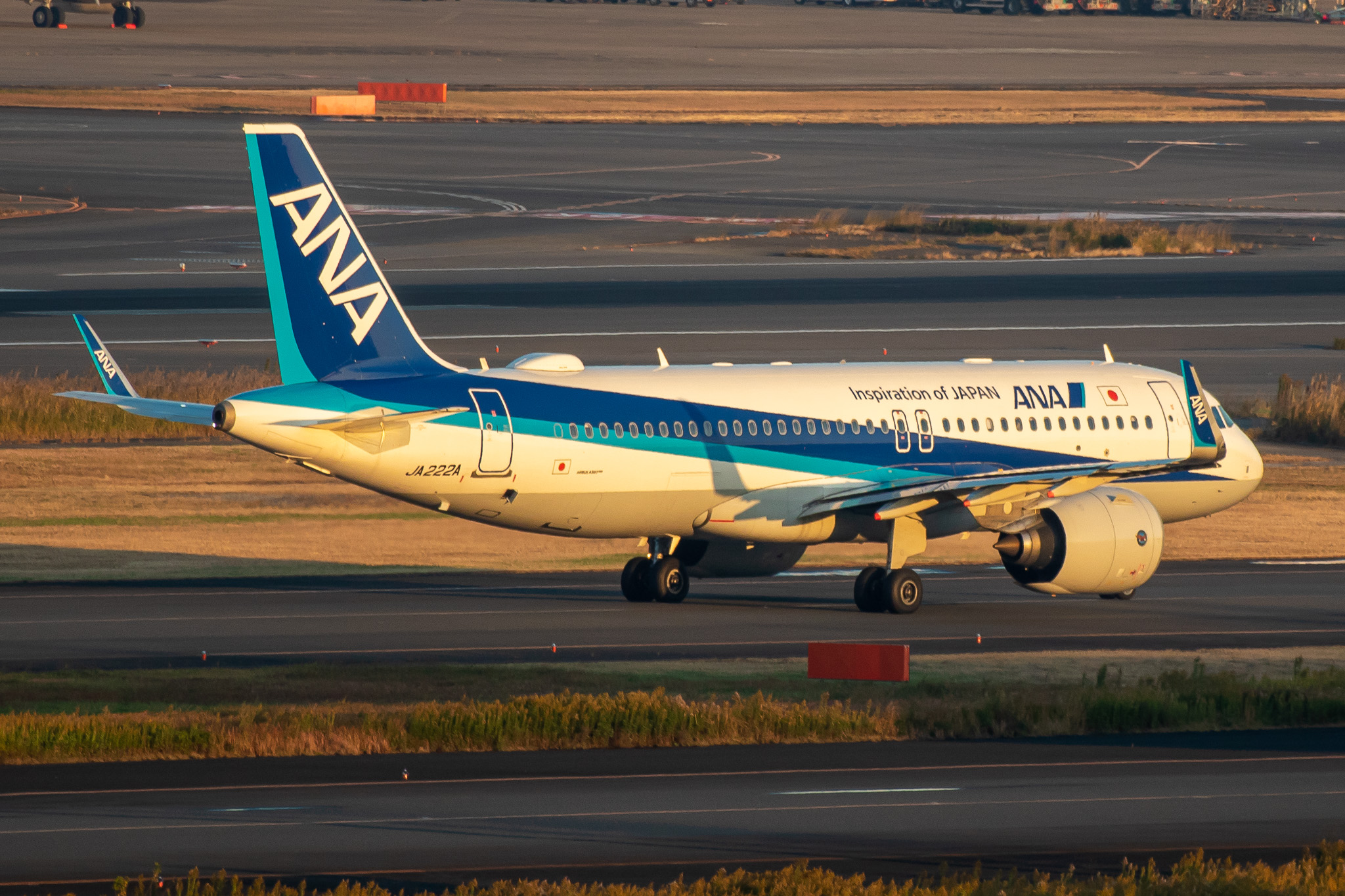 Full size: All Nippon Airways Airbus A320NEO JA222A at Tokyo-Haneda Airport