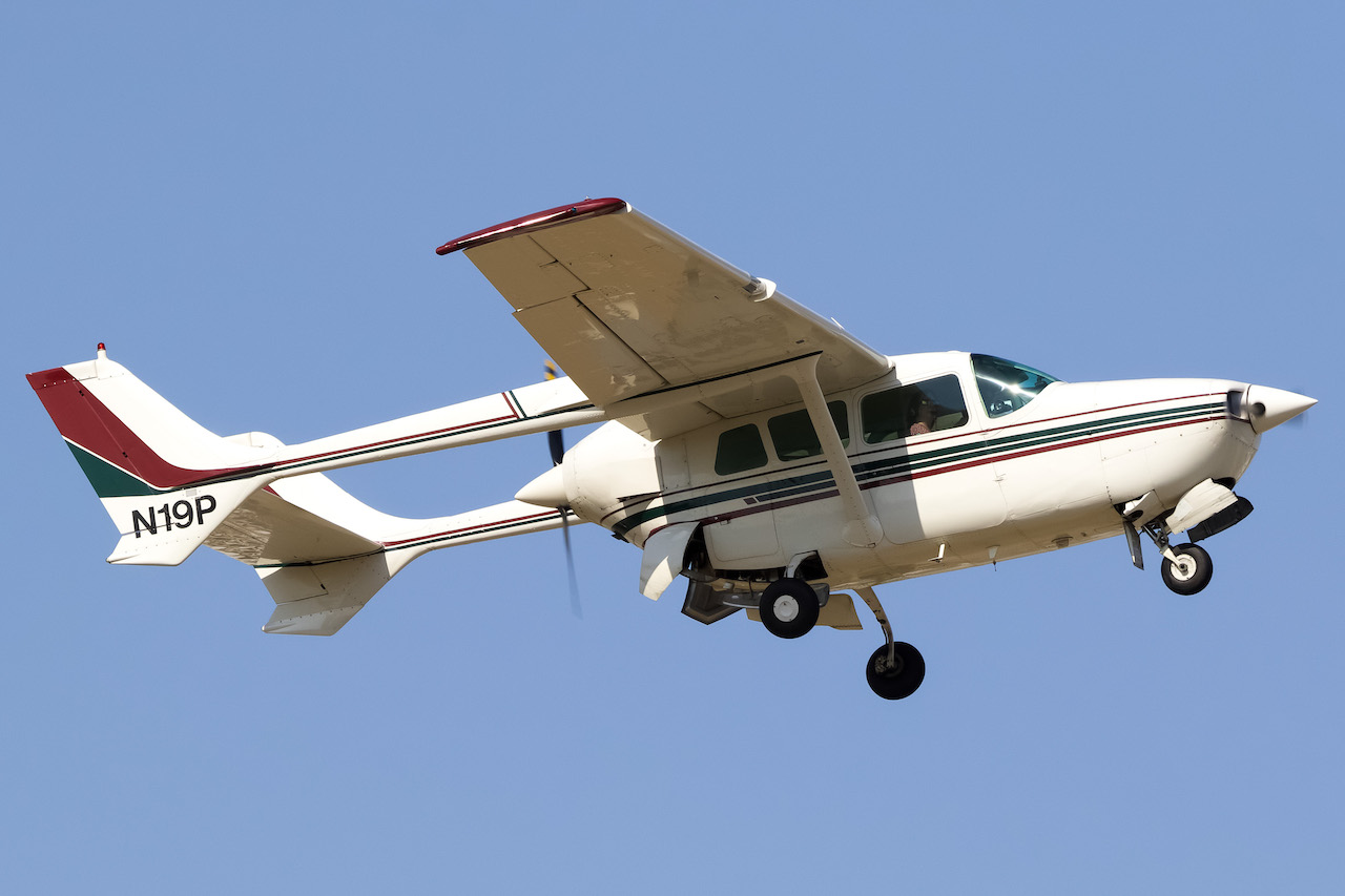 Full size: PRIVATE Cessna 337D N19P at Addison Airport