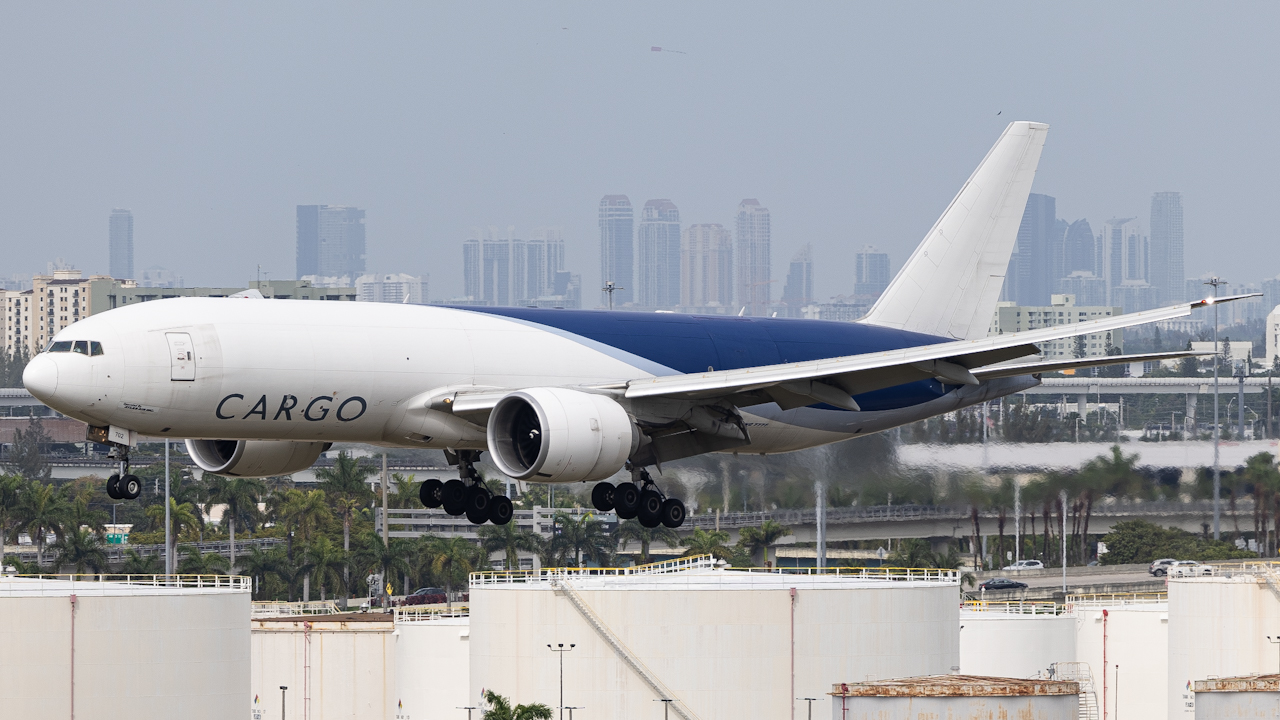 Full size: Southern Air Cargo Boeing 777-F N702GT at Miami International Airport