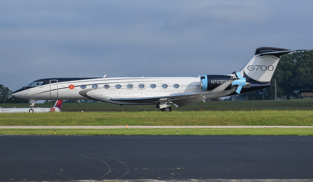 Full size: Gulfstream Gulfstream G700 N703GA at Mc Ghee Tyson Airport