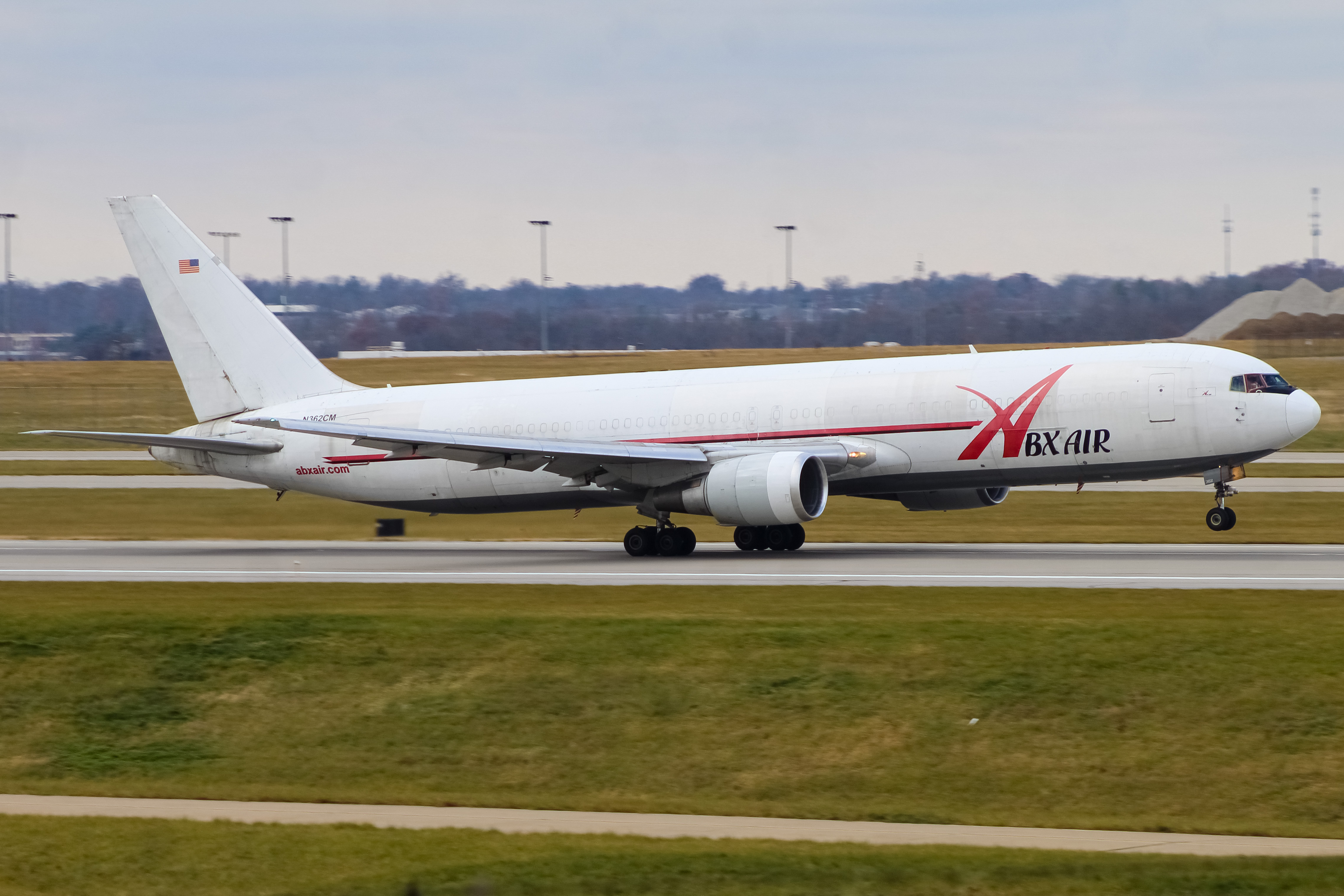 Full size: ABX Air Boeing 767-300F N362CM at Cincinnati/Northern Kentucky International Airport