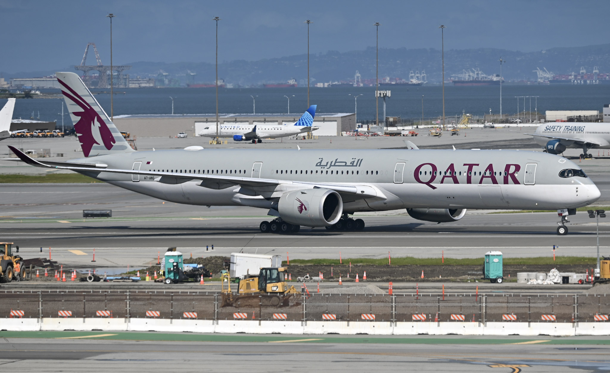 Full size: Qatar Airways Airbus A350-1000 A7-ANS at San Francisco International Airport