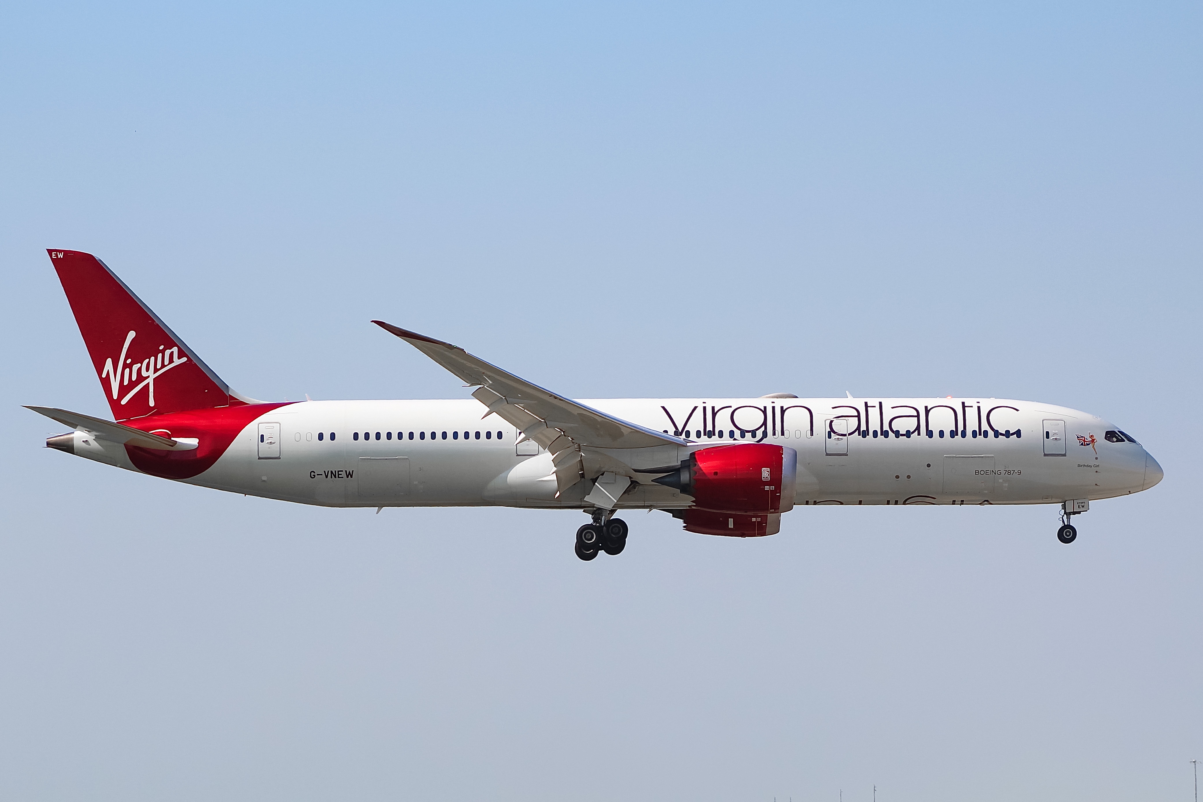 Full size: Virgin Atlantic Boeing 787-9 G-VNEW at Chicago O'Hare International Airport