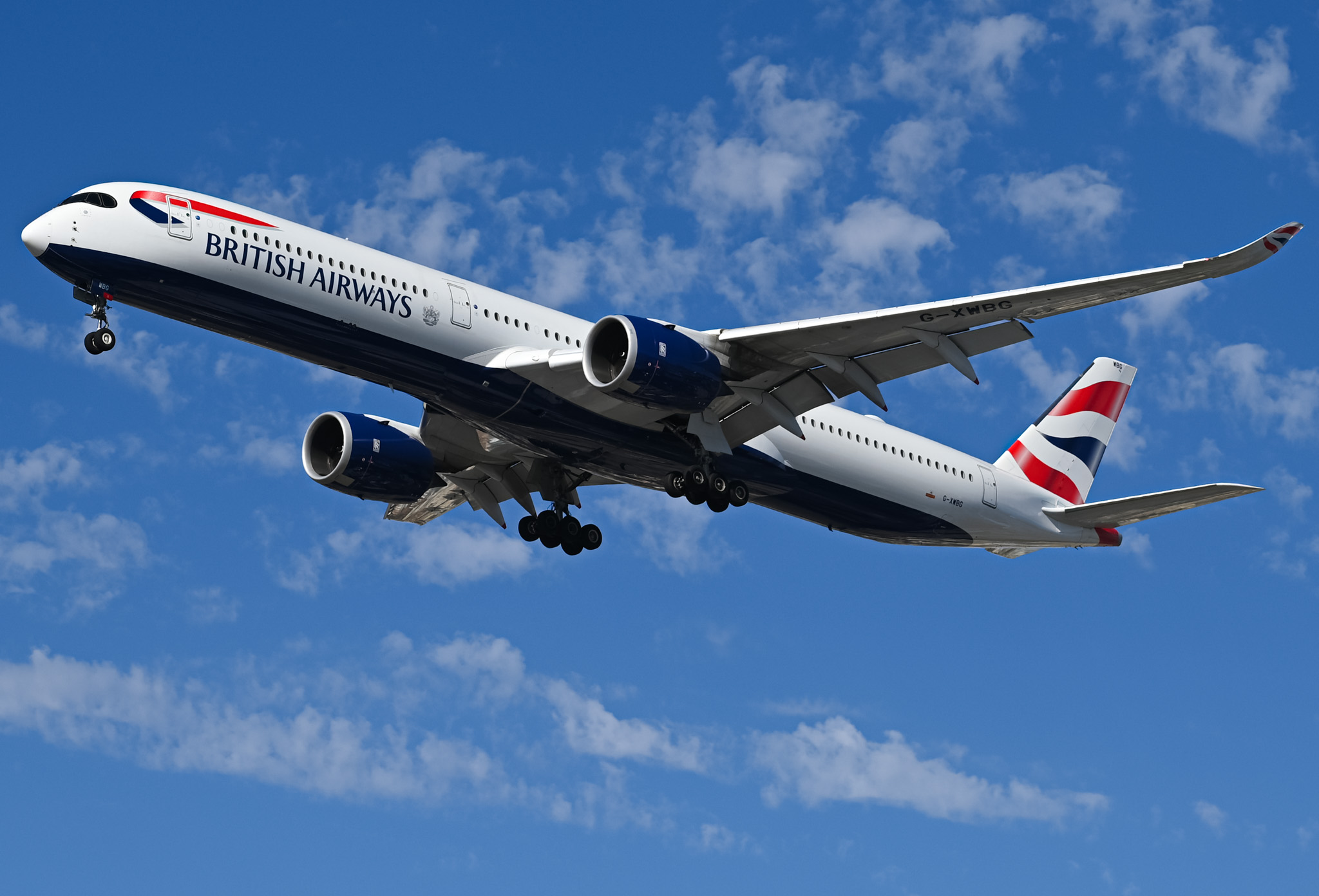 Full size: British Airways Airbus A350-1000 G-XWGB at San Diego International Airport