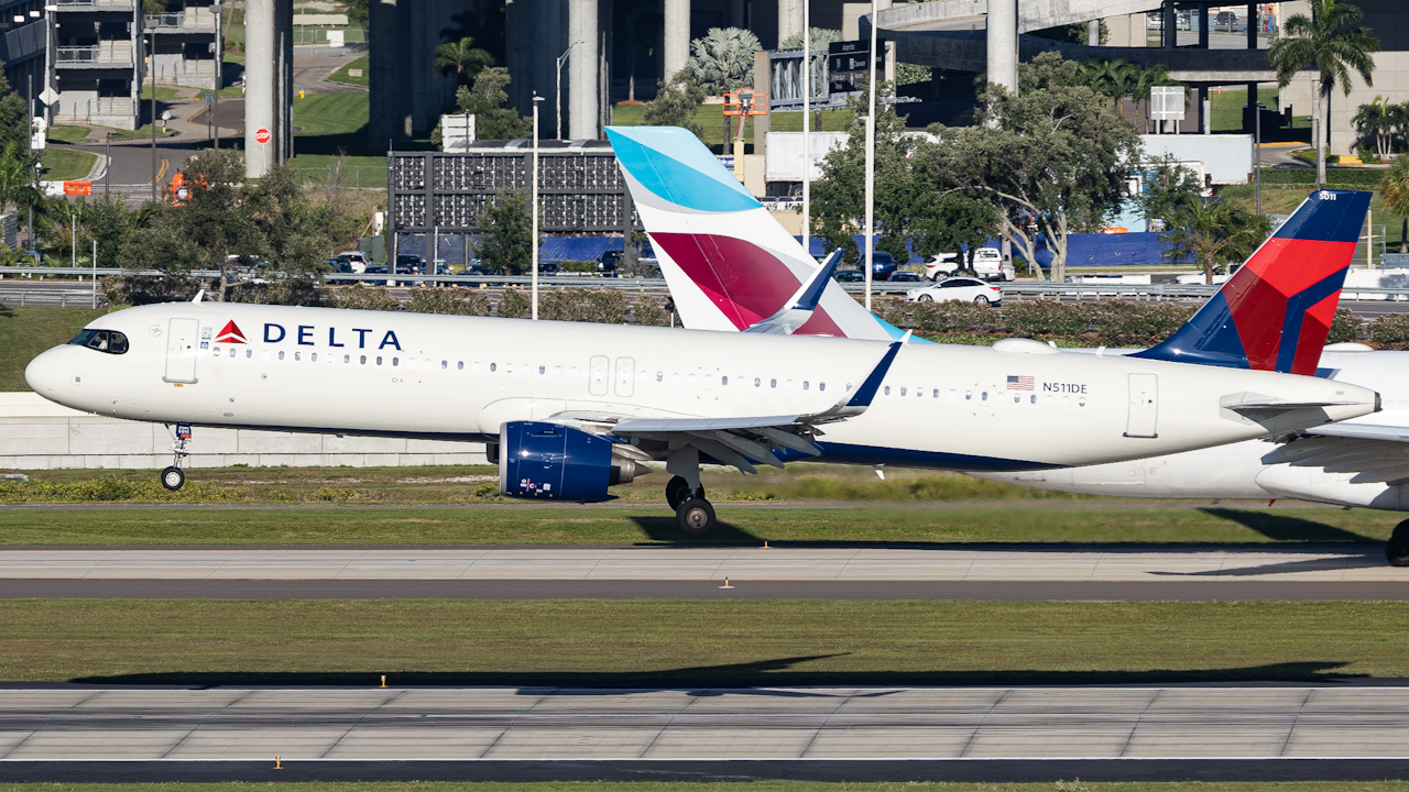 Full size: Delta Airlines Airbus A321NEO N511DE at Tampa International Airport