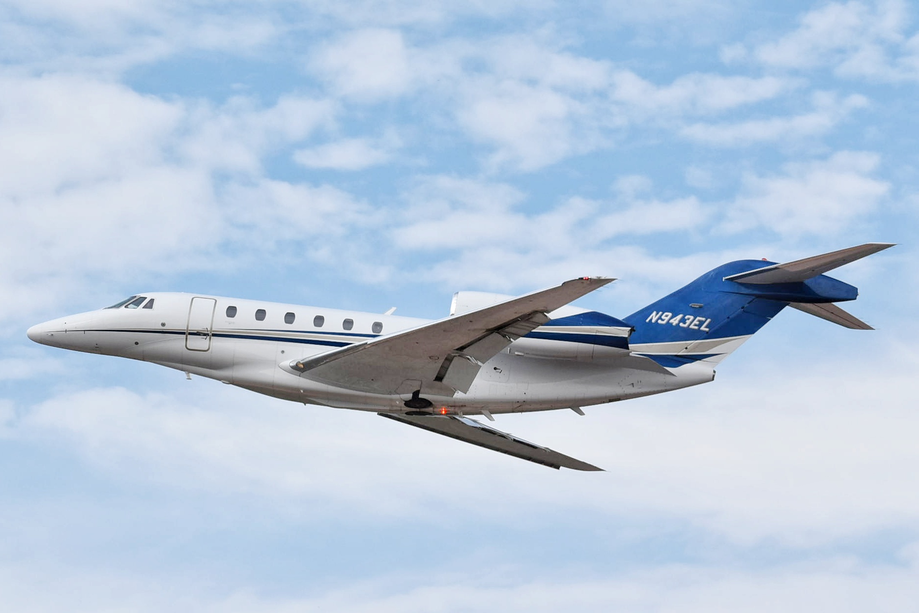 Full size: PRIVATE Cessna 750 Citation X N943EL at Aeropuerto de Cabo San Lucas Internacional
