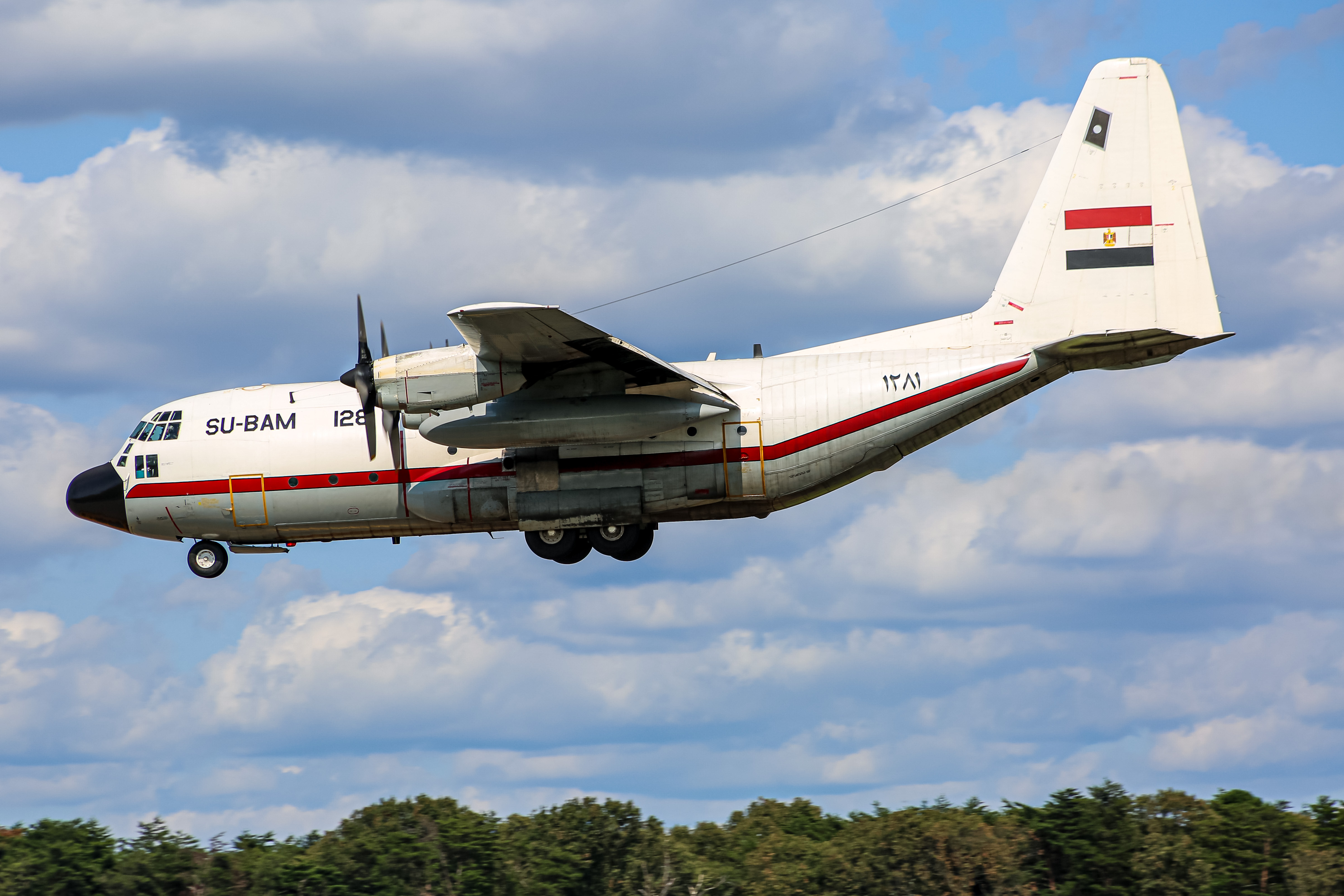 Full size: Egypt Air Force Lockheed C-130 Hercules SU-BAM at Baltimore/Washington International Thurgood Marshall Airport