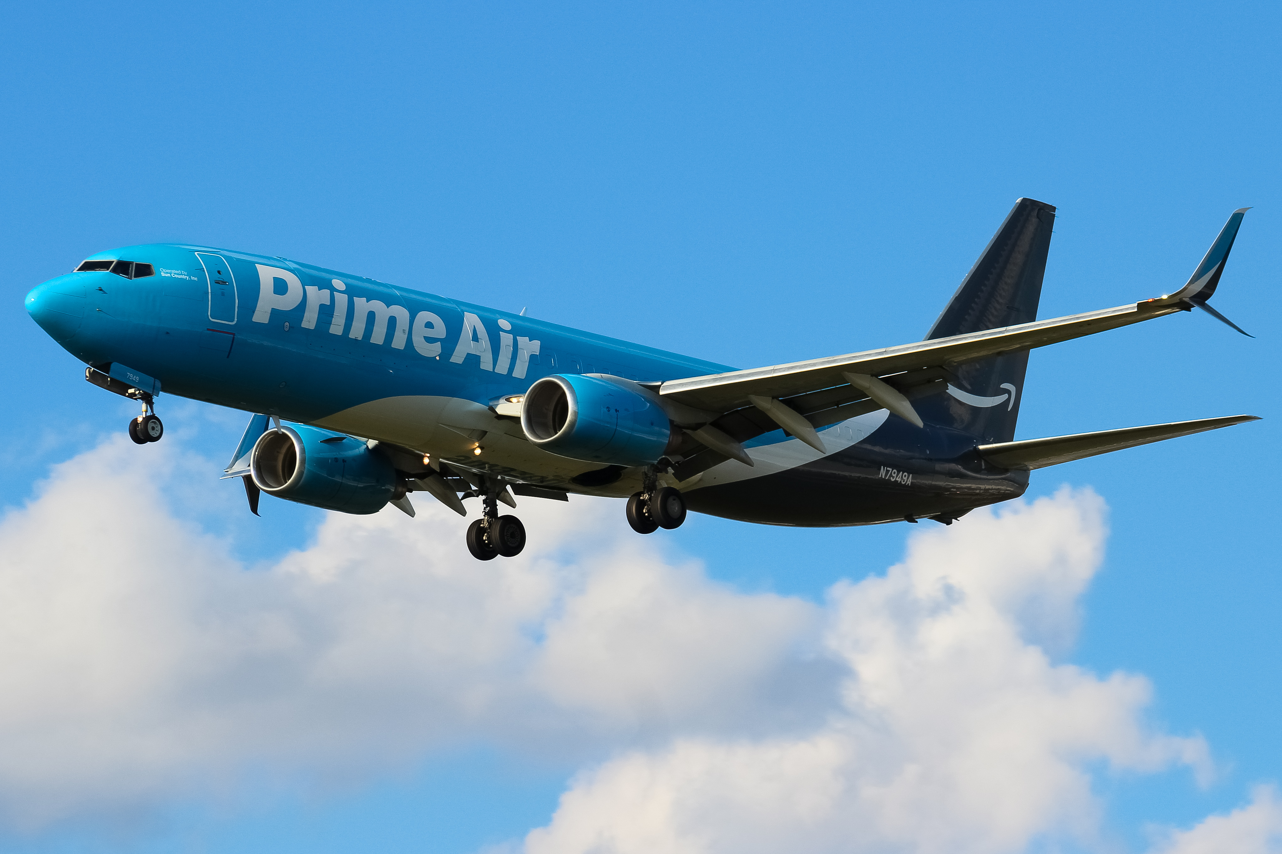 Full size: Prime Air Boeing 737-800 N7949A at Cincinnati/Northern Kentucky International Airport