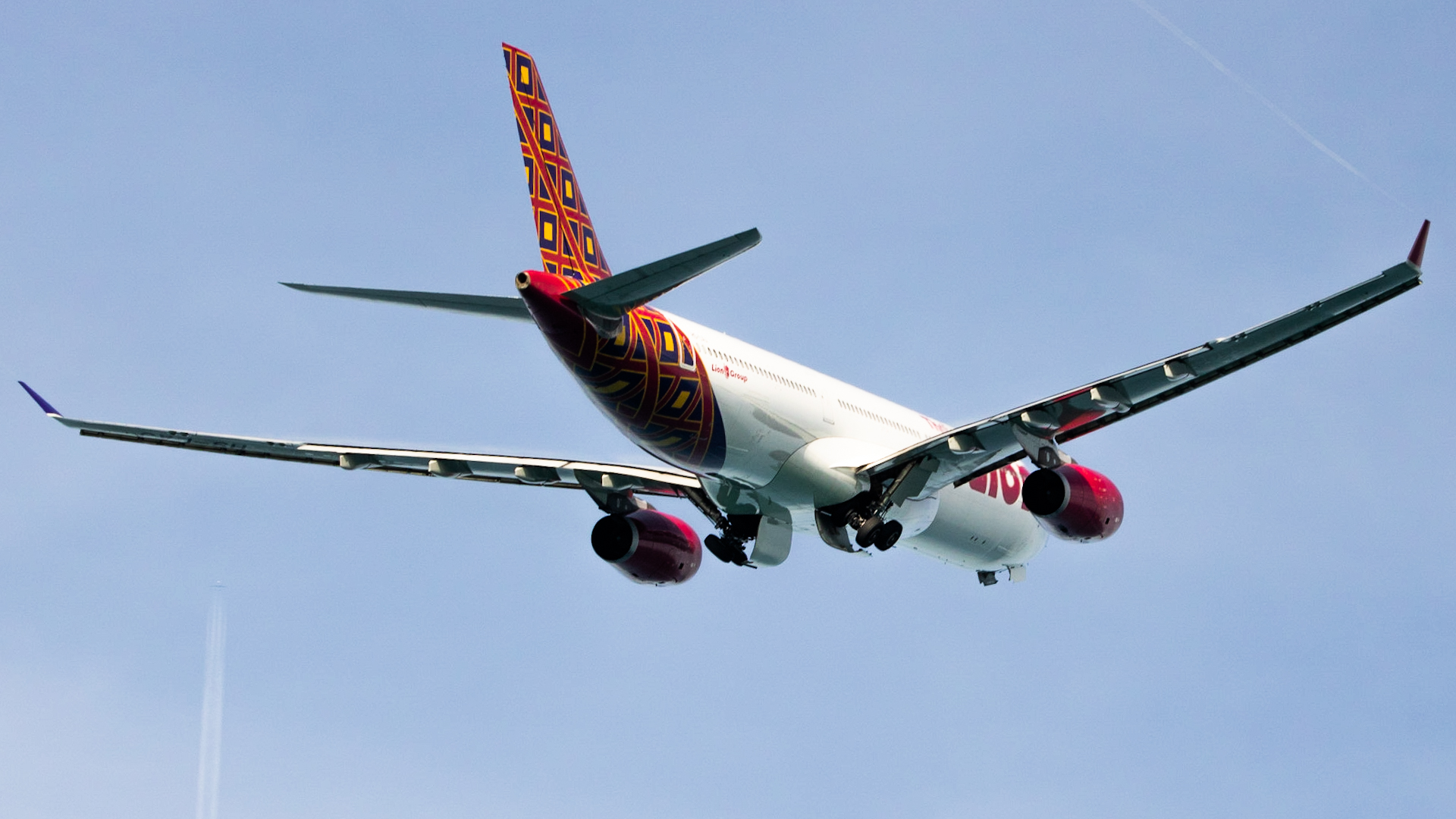 Full size: Thai Lion Air Airbus A330-300 HS-LAJ  at Phuket International Airport