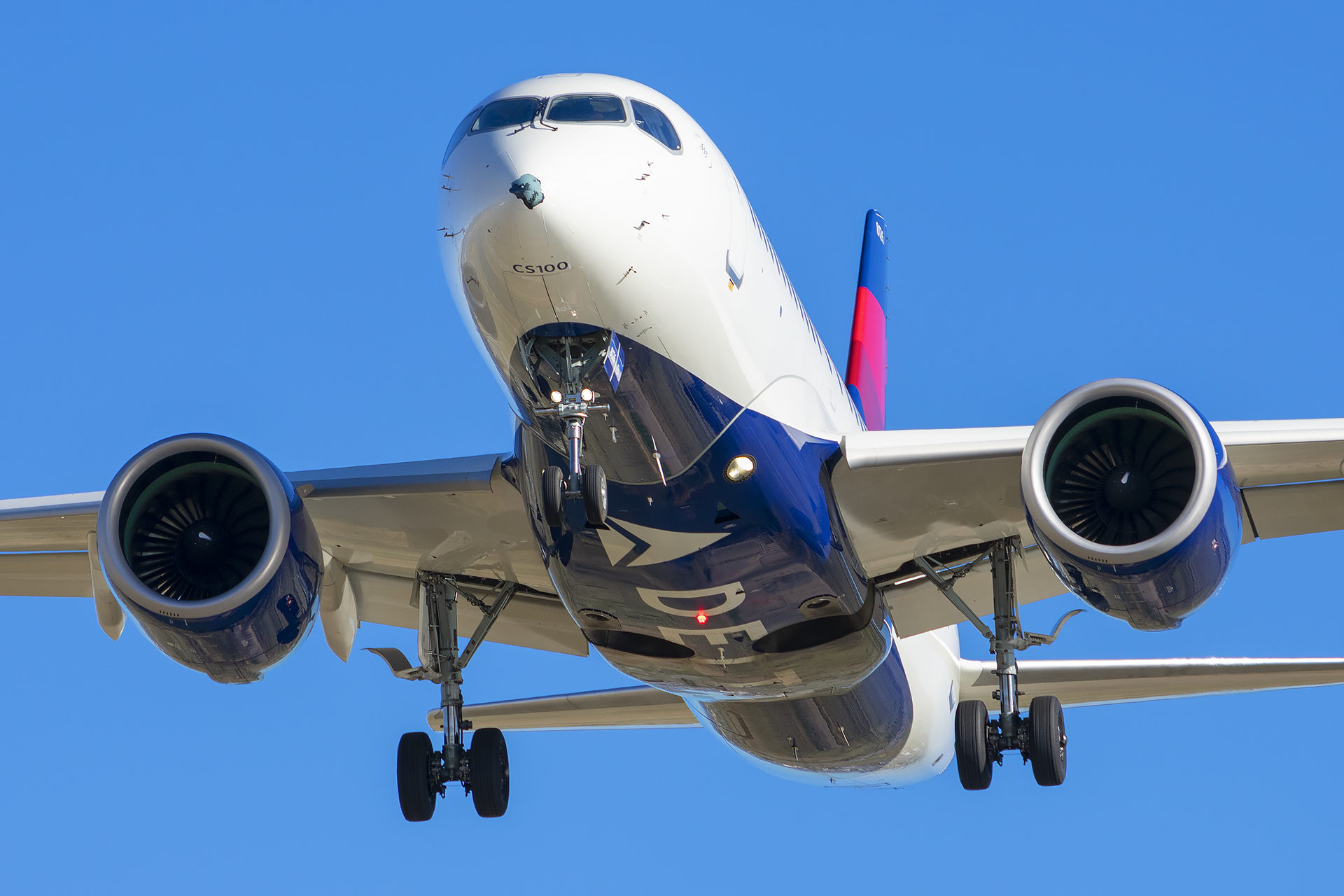 Full size: Delta Airlines Airbus A220-100 N125DU at Salt Lake City International Airport
