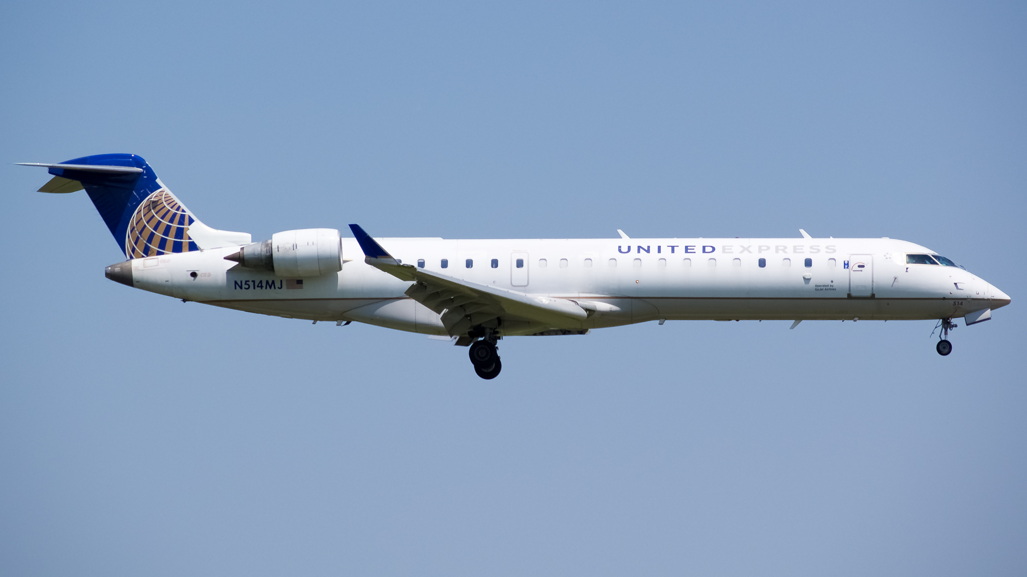 Full size: United Express Mitsubishi CRJ-700 N514MJ at Chicago O'Hare International Airport