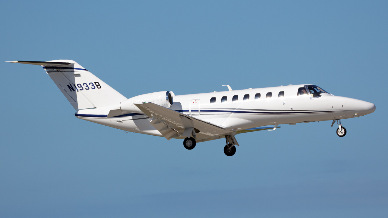 Full size: PRIVATE Cessna Citation CJ3 N51933B at Naples Municipal Airport