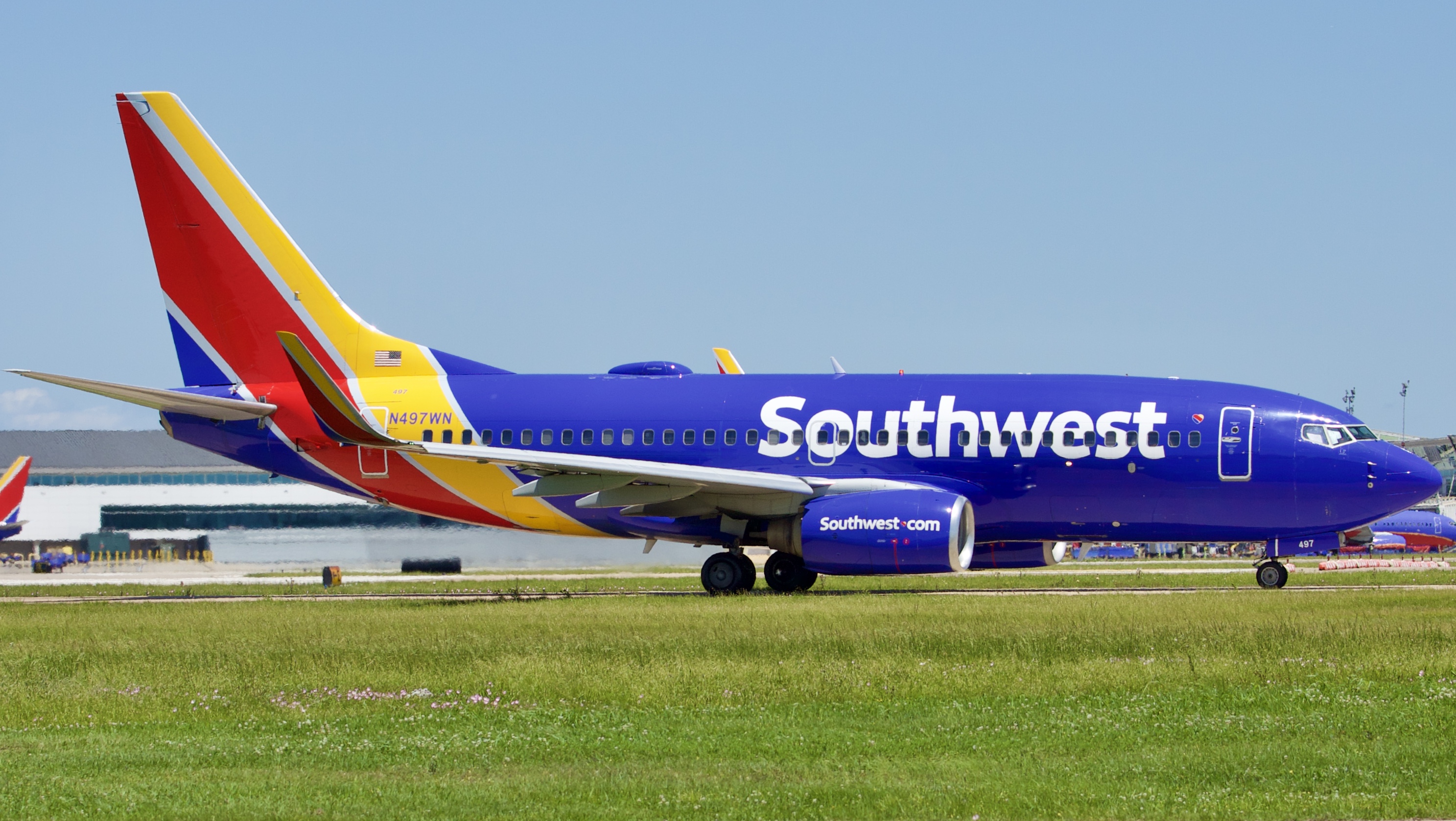 Full size: Southwest Airlines Boeing 737-700 N497WN at William P Hobby Airport