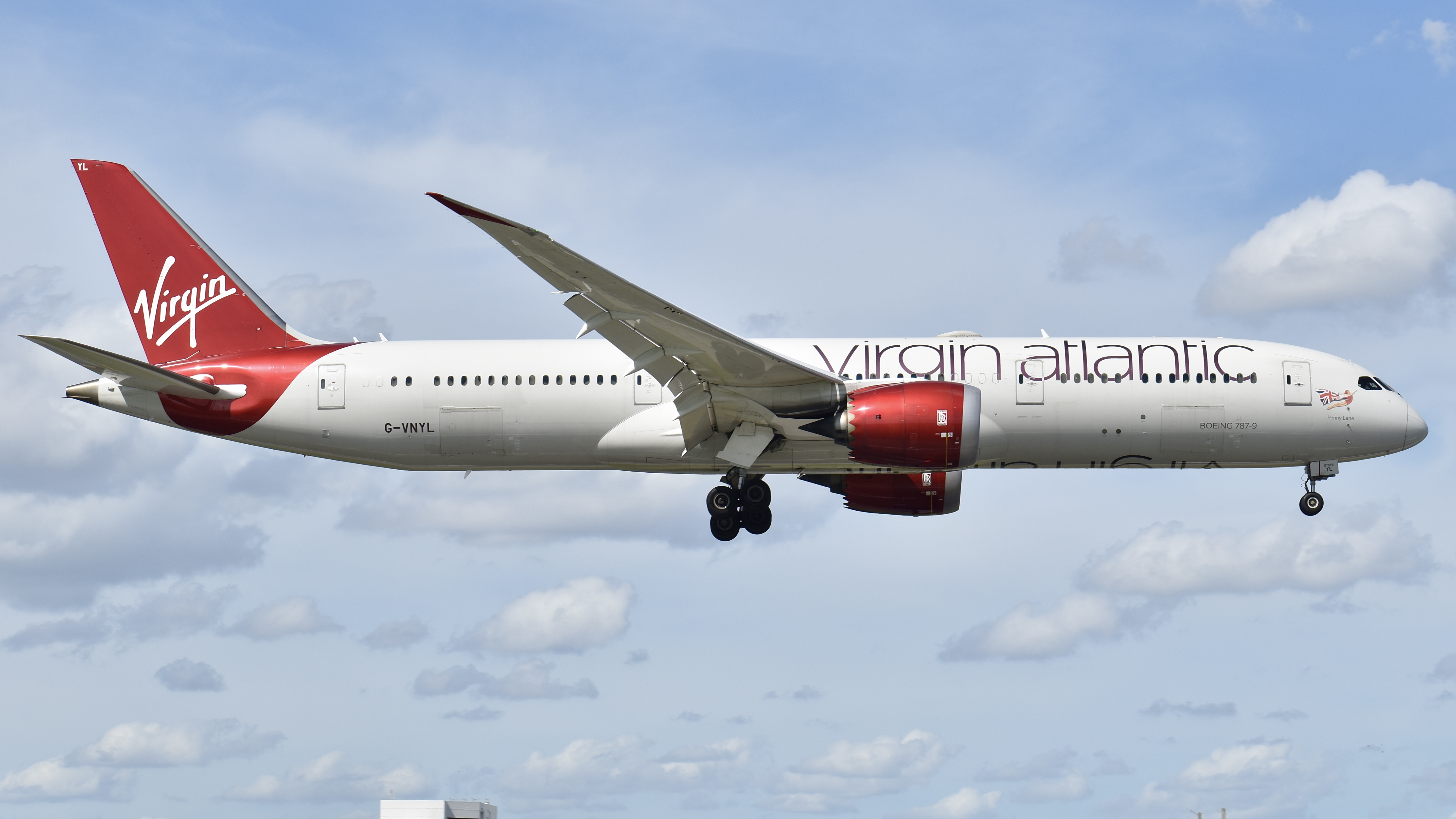 Full size: Virgin Atlantic Boeing 787-9 G-VNYL at Miami International Airport